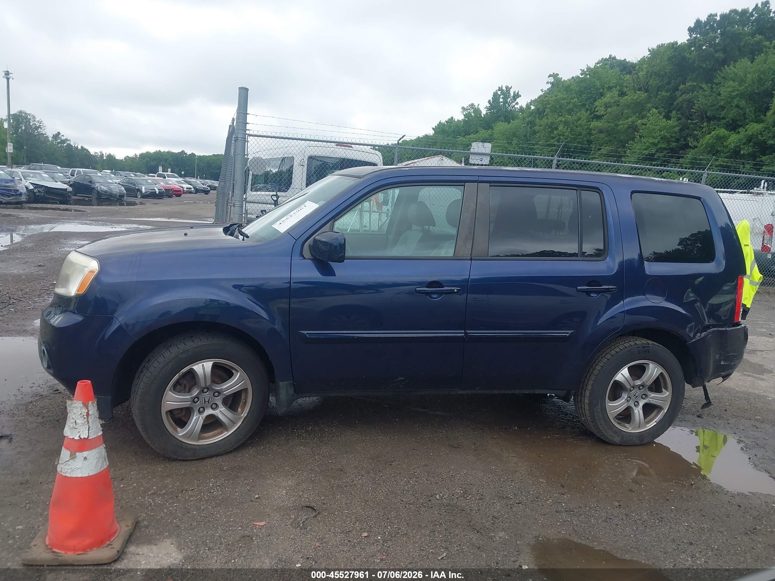 2013 Honda Pilot Ex-l Navy vin: 5FNYF4H74DB077259
