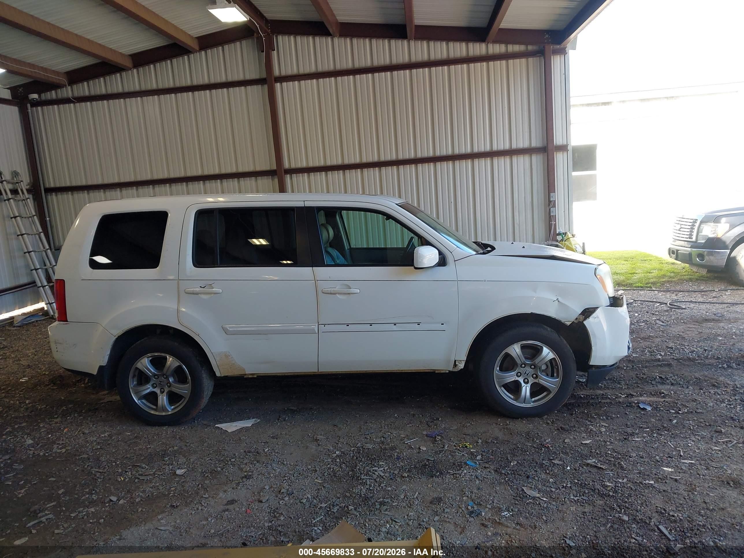 2012 Honda Pilot Ex-l White vin: 5FNYF4H75CB030644
