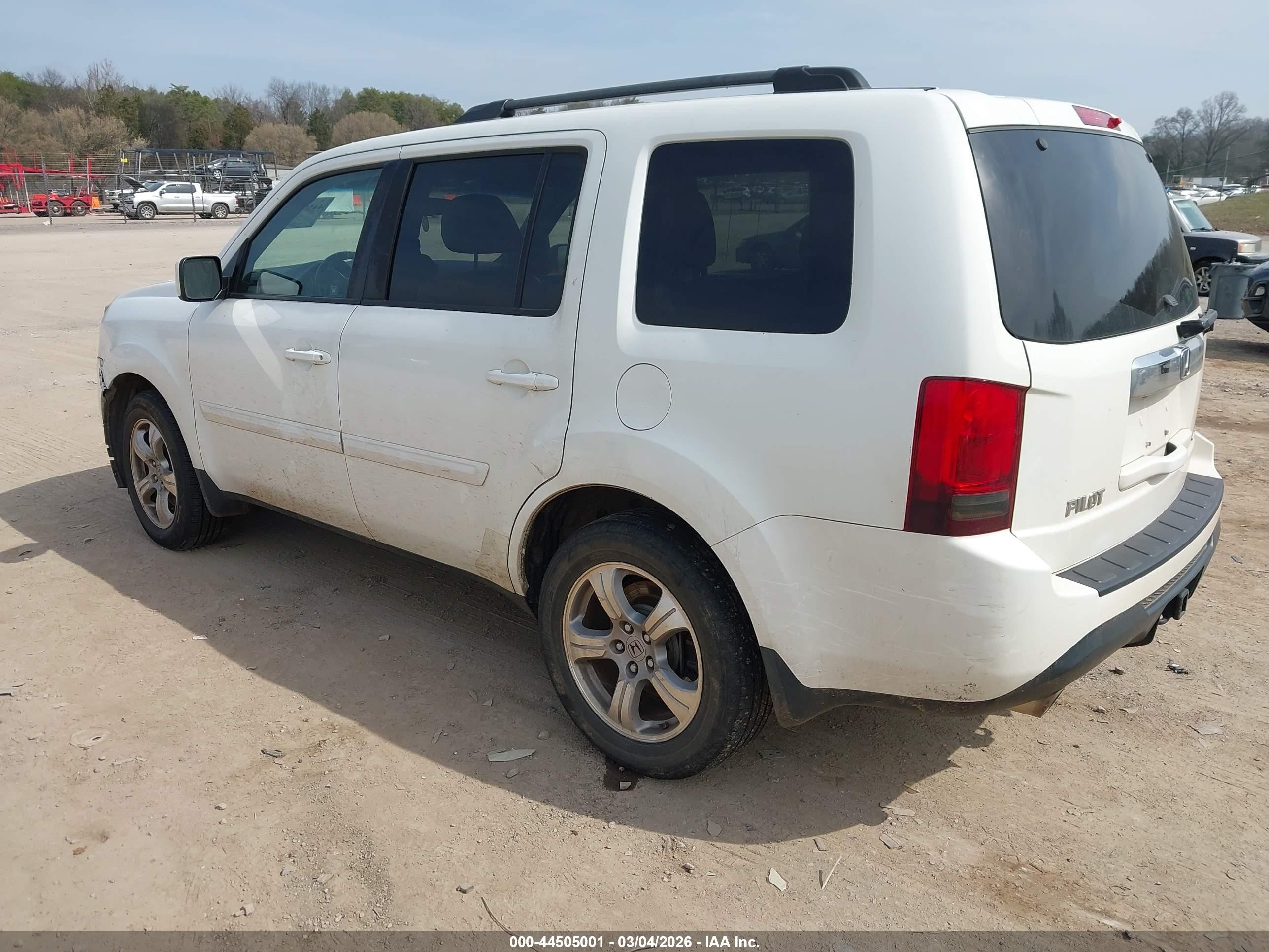 2012 Honda Pilot Ex-l White vin: 5FNYF4H75CB030658
