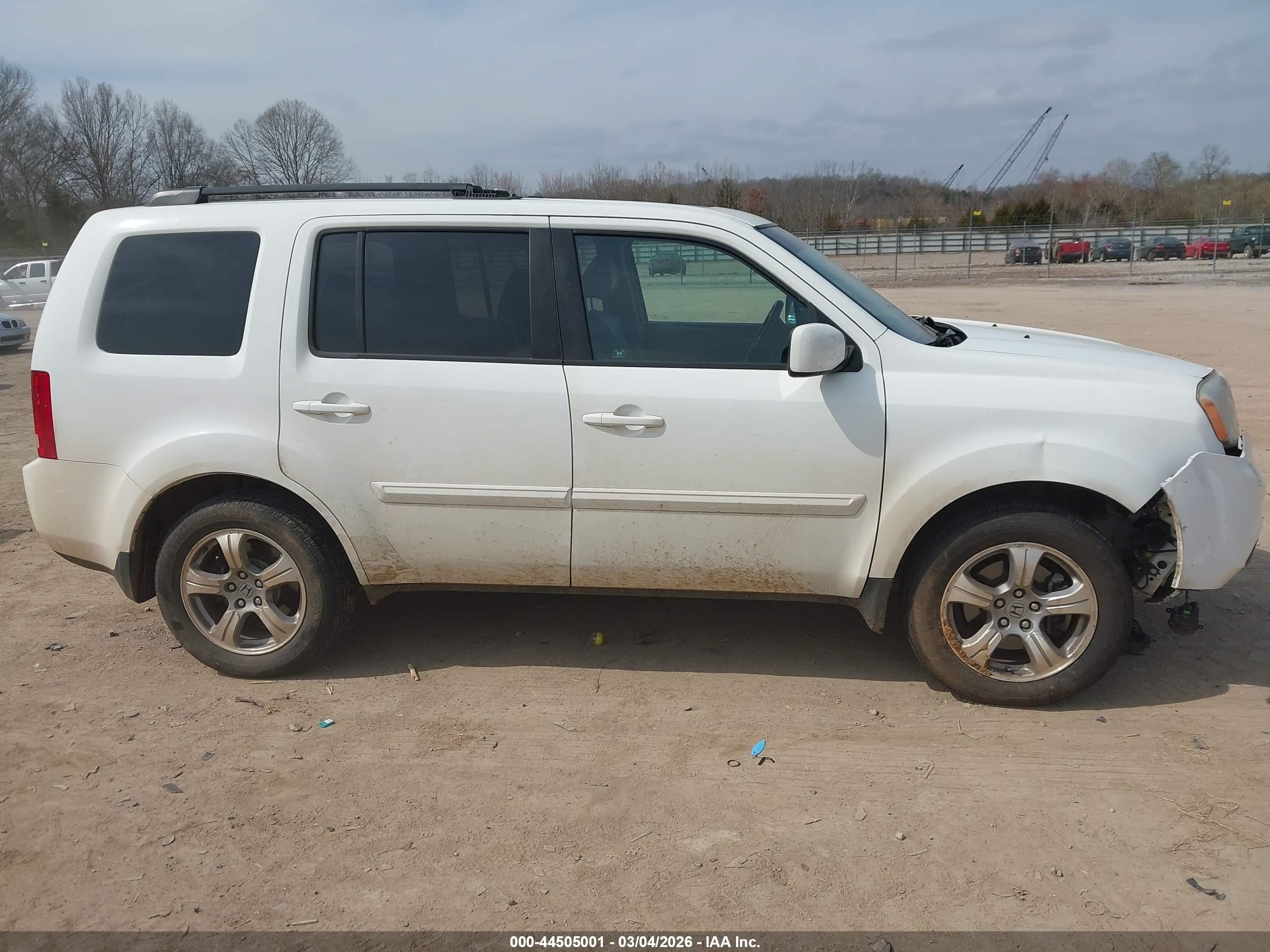 2012 Honda Pilot Ex-l White vin: 5FNYF4H75CB030658