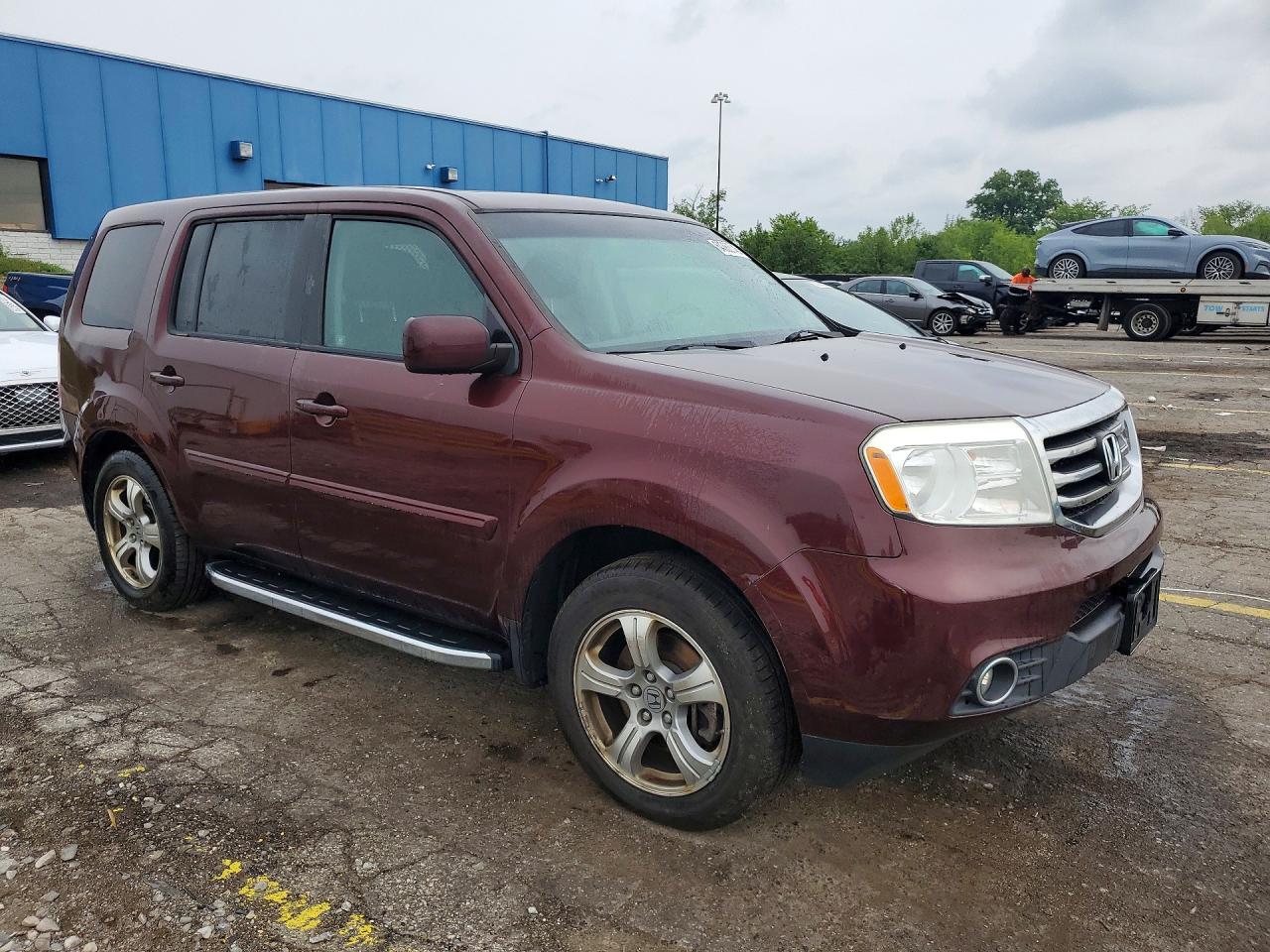 2012 Honda Pilot Exln Burgundy vin: 5FNYF4H75CB060372