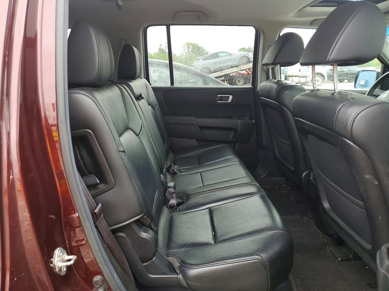 2012 Honda Pilot Exln Burgundy vin: 5FNYF4H75CB060372