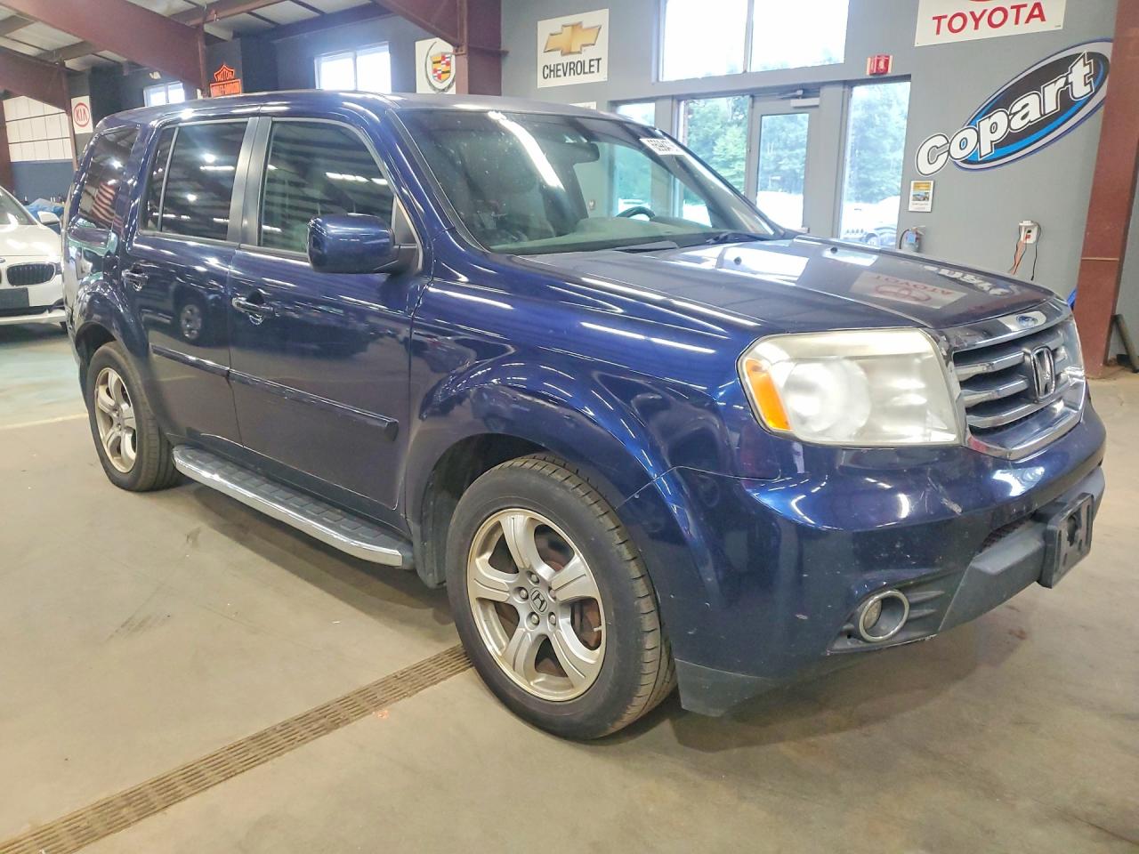 2014 Honda Pilot 4x4 Blue vin: 5FNYF4H75EB043770