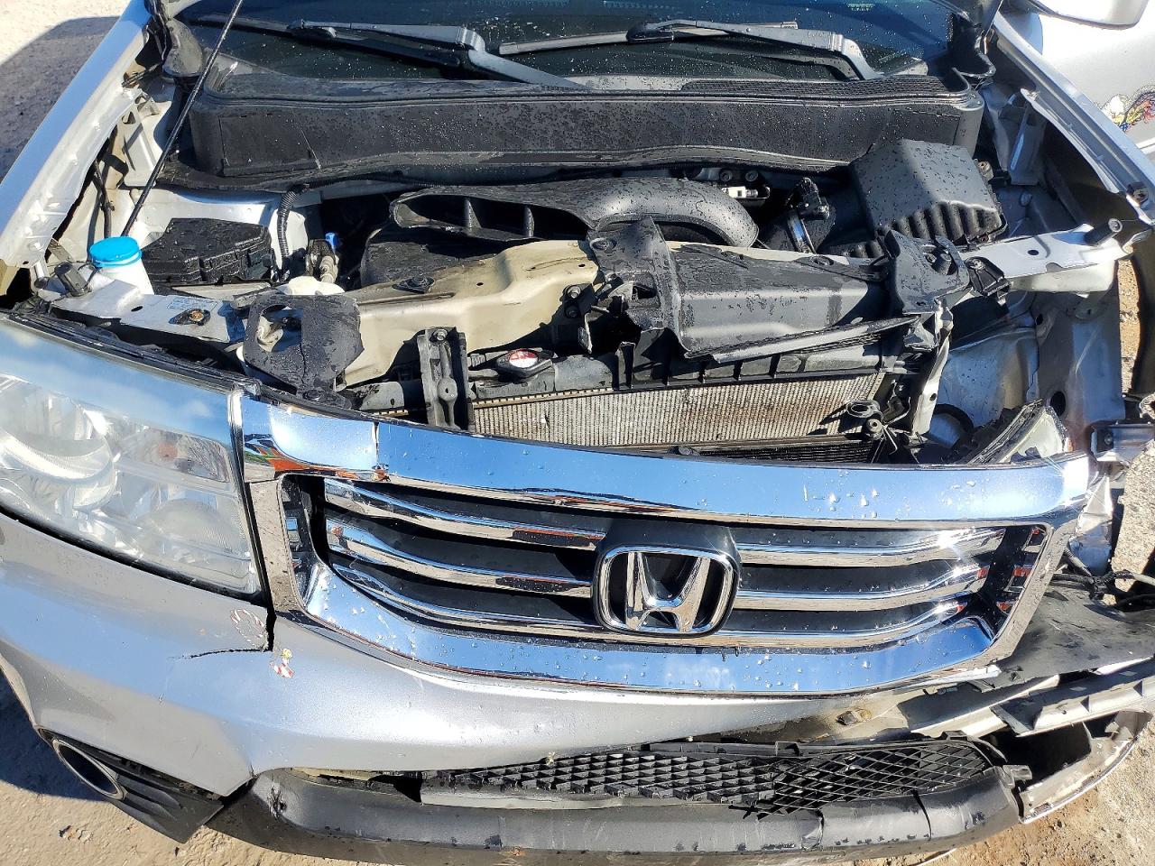 2015 Honda Pilot Exln Silver vin: 5FNYF4H75FB031703