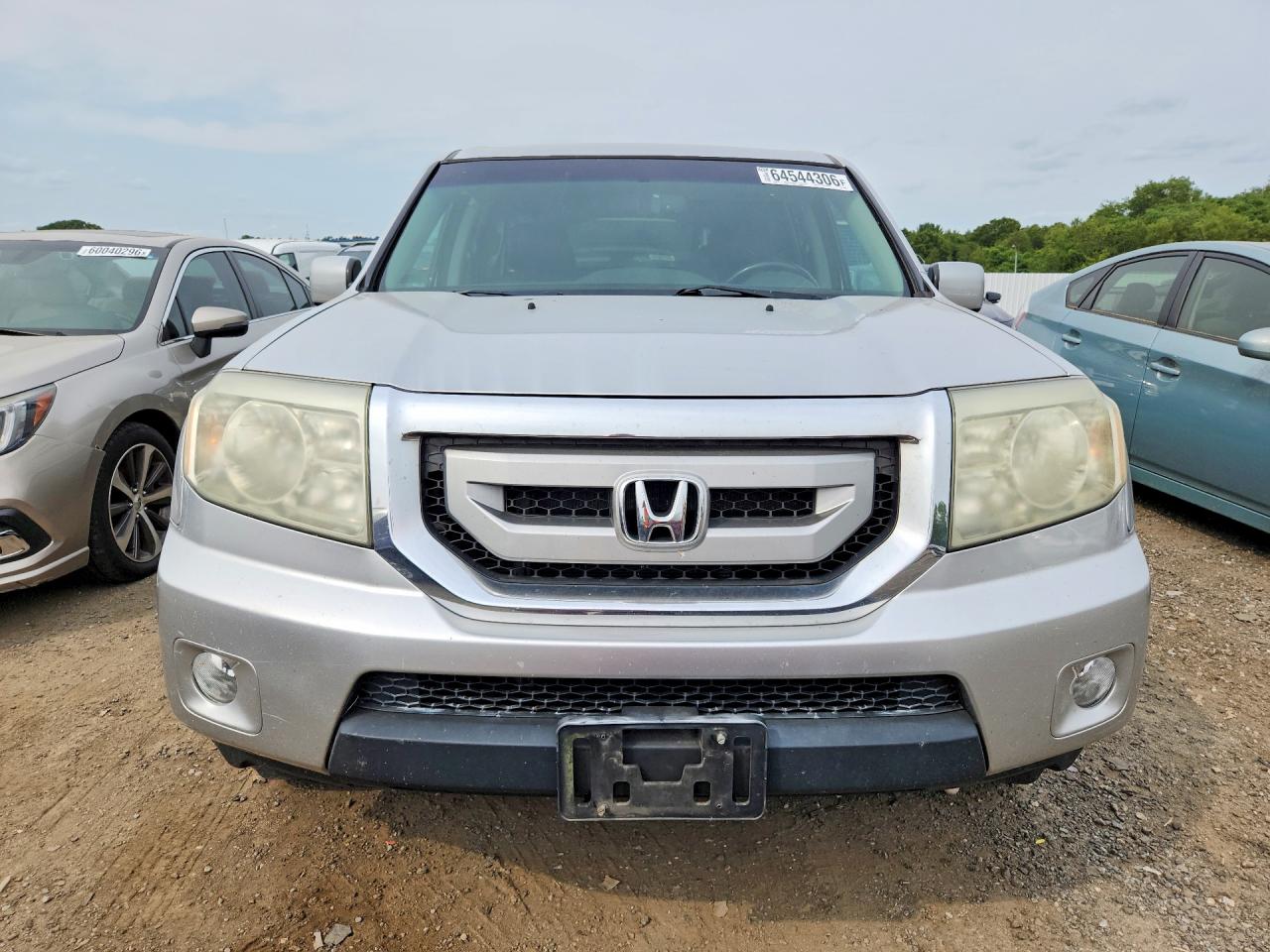 2011 Honda Pilot Exln Silver vin: 5FNYF4H76BB086025