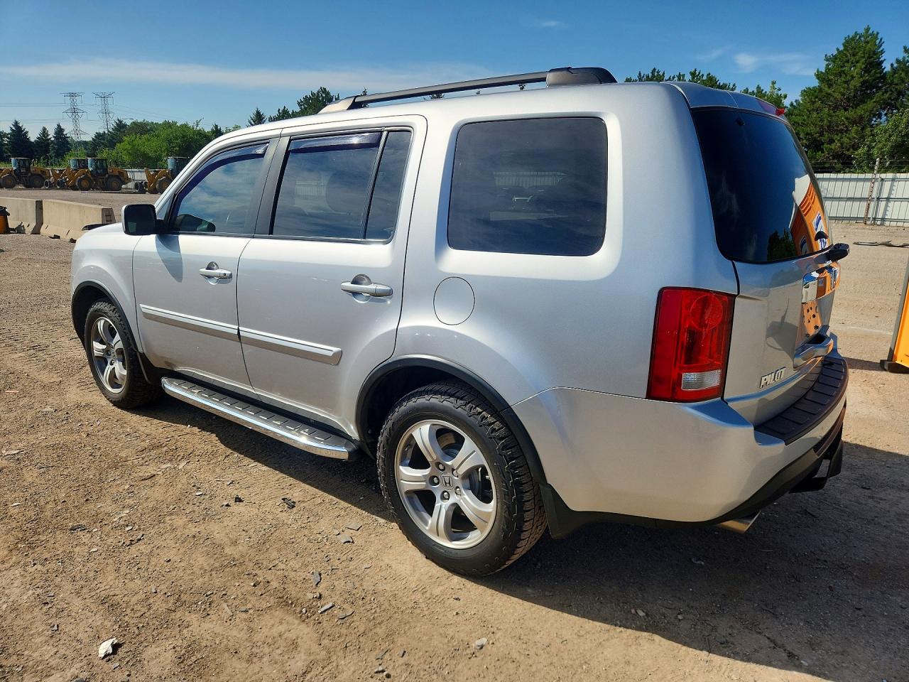 2014 Honda Pilot Exln Silver vin: 5FNYF4H76EB057564