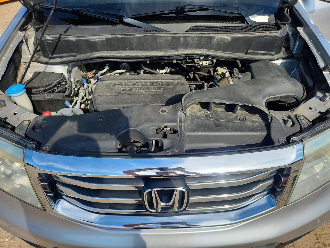 2014 Honda Pilot Exln Silver vin: 5FNYF4H76EB057564