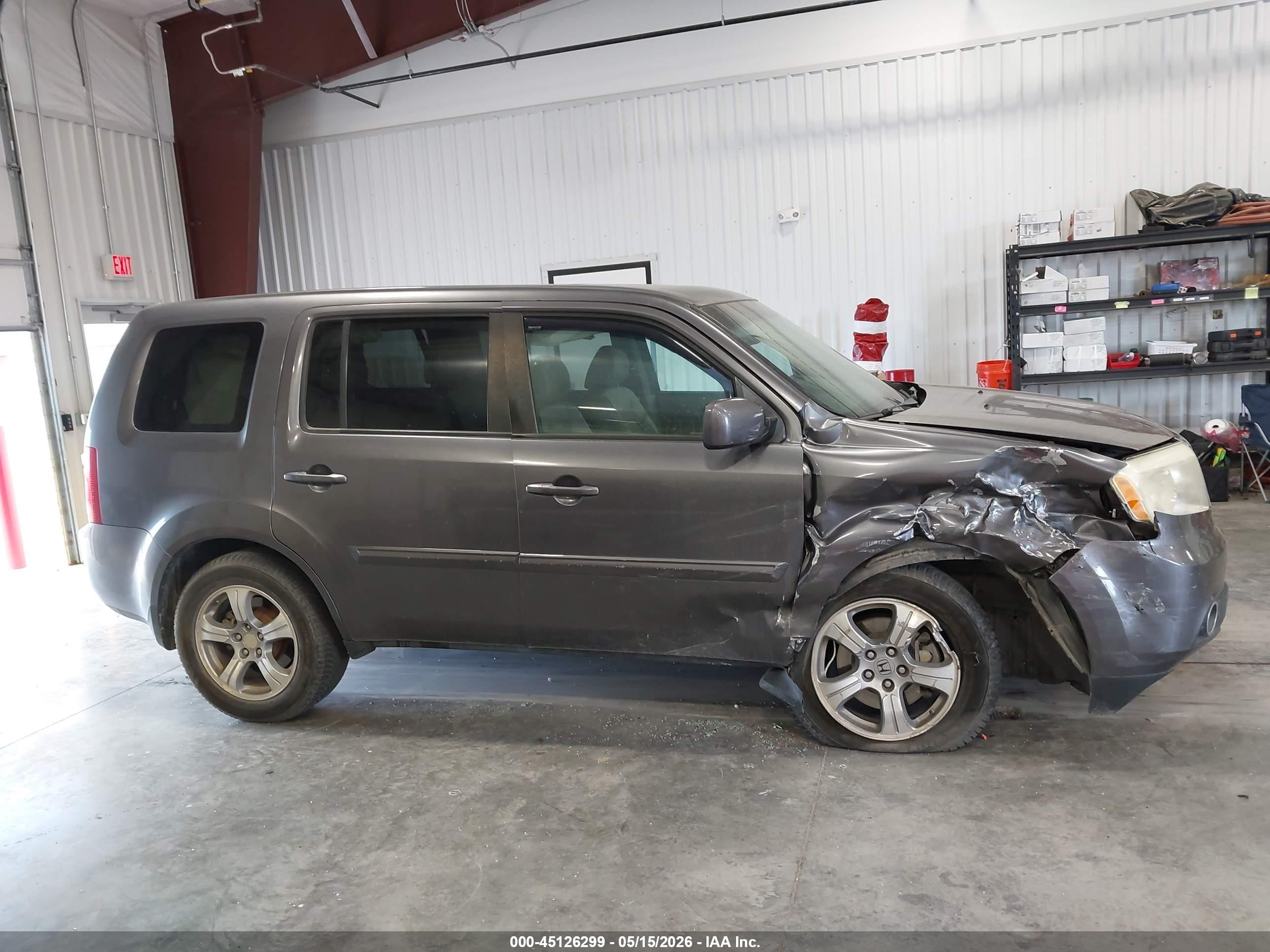 2015 Honda Pilot Ex-l Gray vin: 5FNYF4H76FB054889