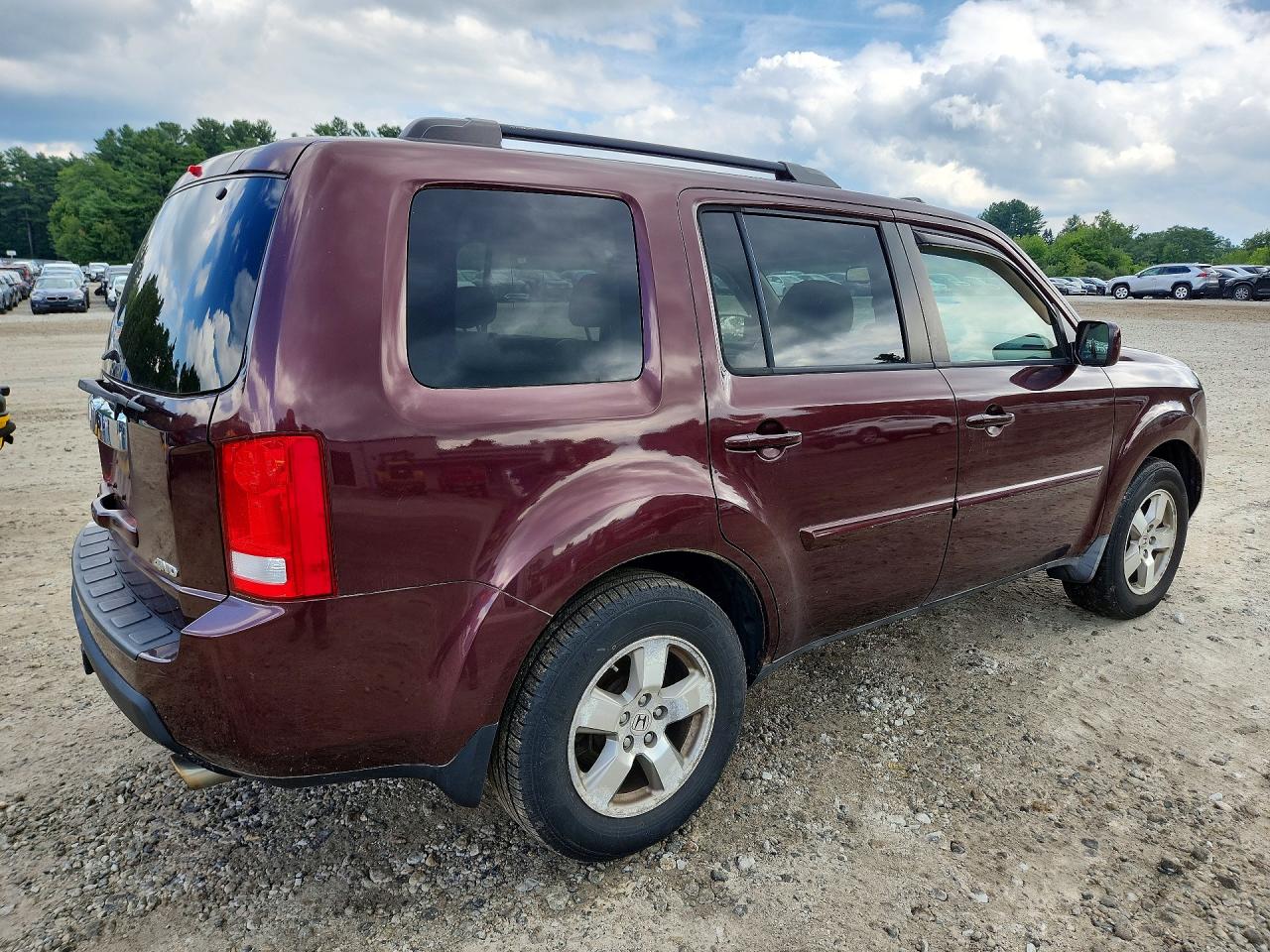 2011 Honda Pilot Exln Burgundy vin: 5FNYF4H77BB006196