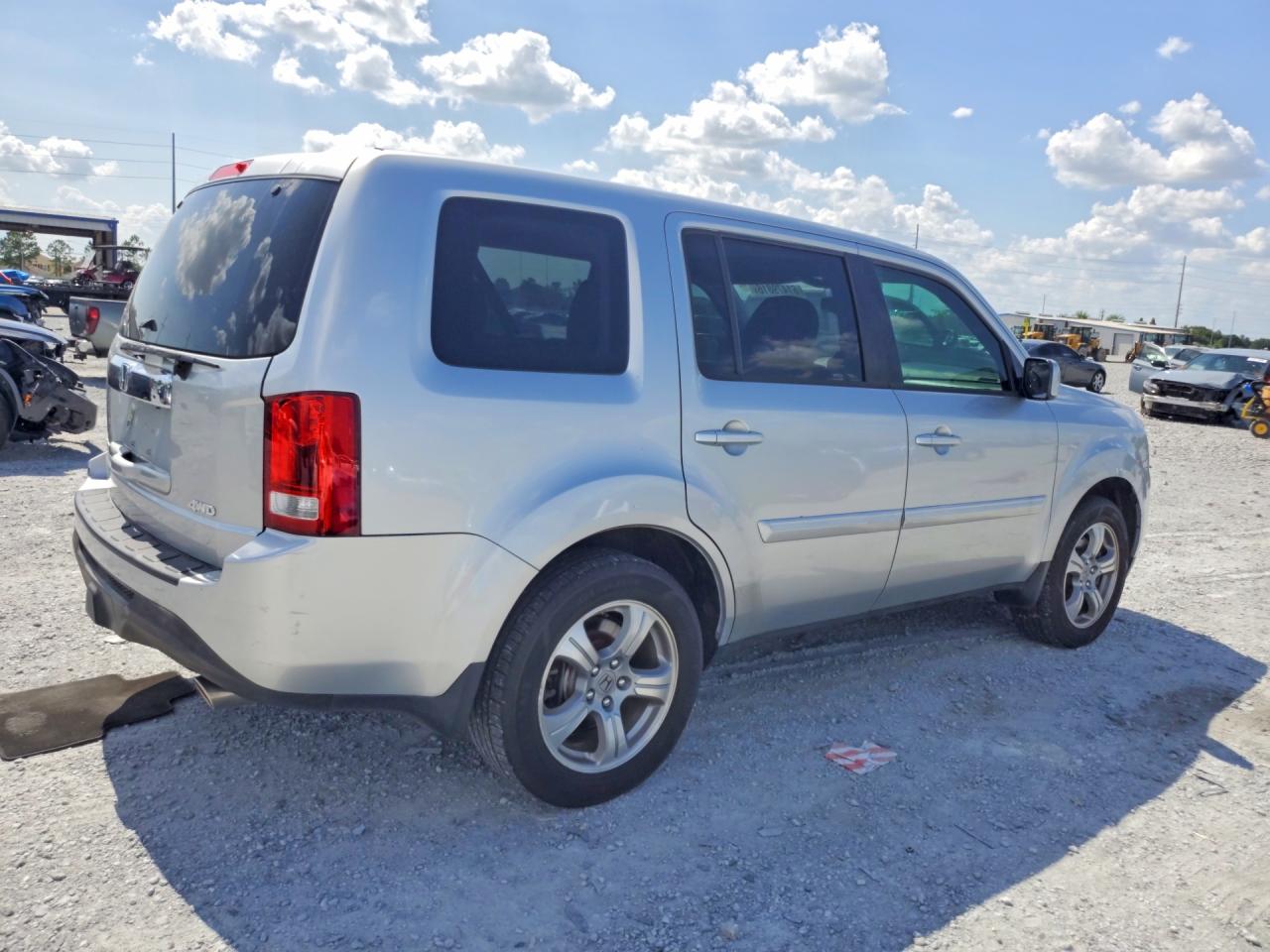 2013 Honda Pilot Exln Silver vin: 5FNYF4H77DB085629