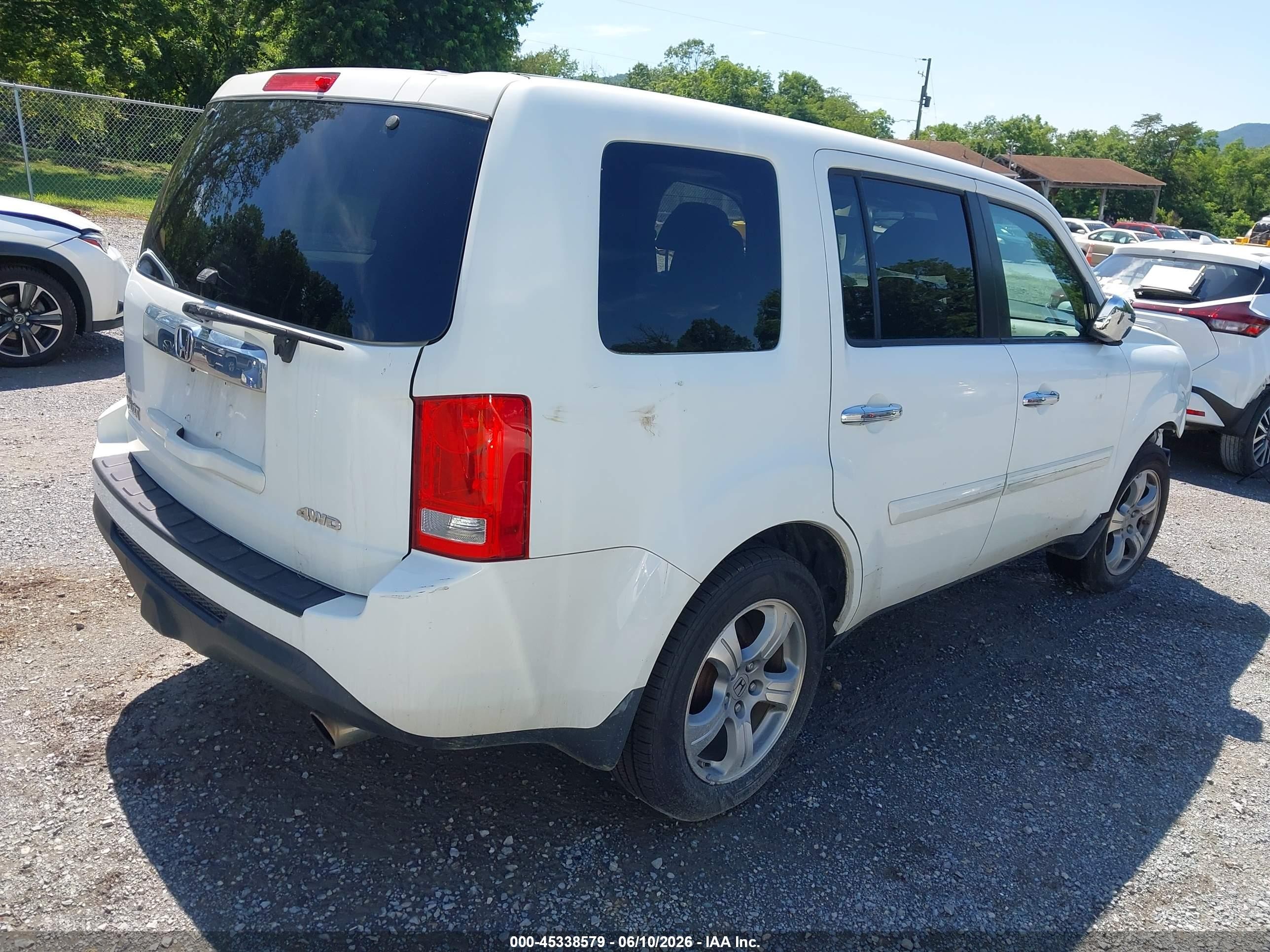 2014 Honda Pilot Ex-l White vin: 5FNYF4H77EB055452