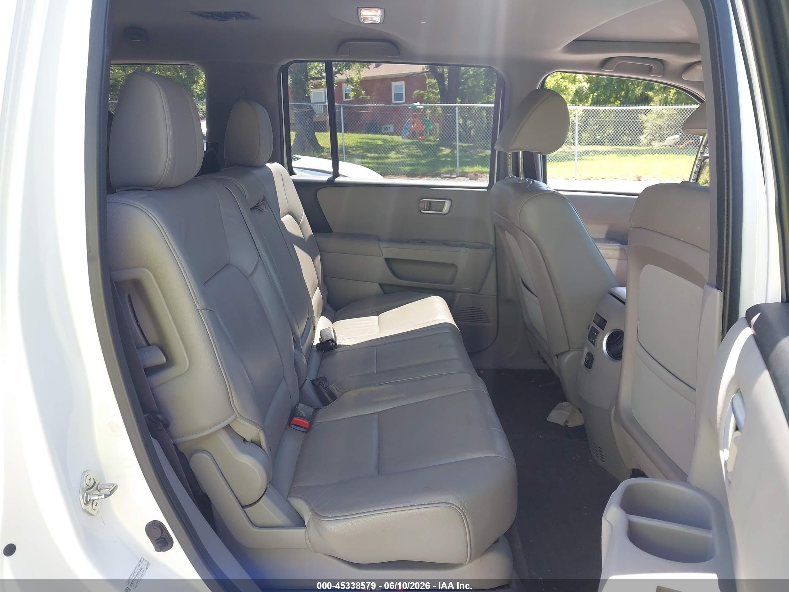 2014 Honda Pilot Ex-l White vin: 5FNYF4H77EB055452