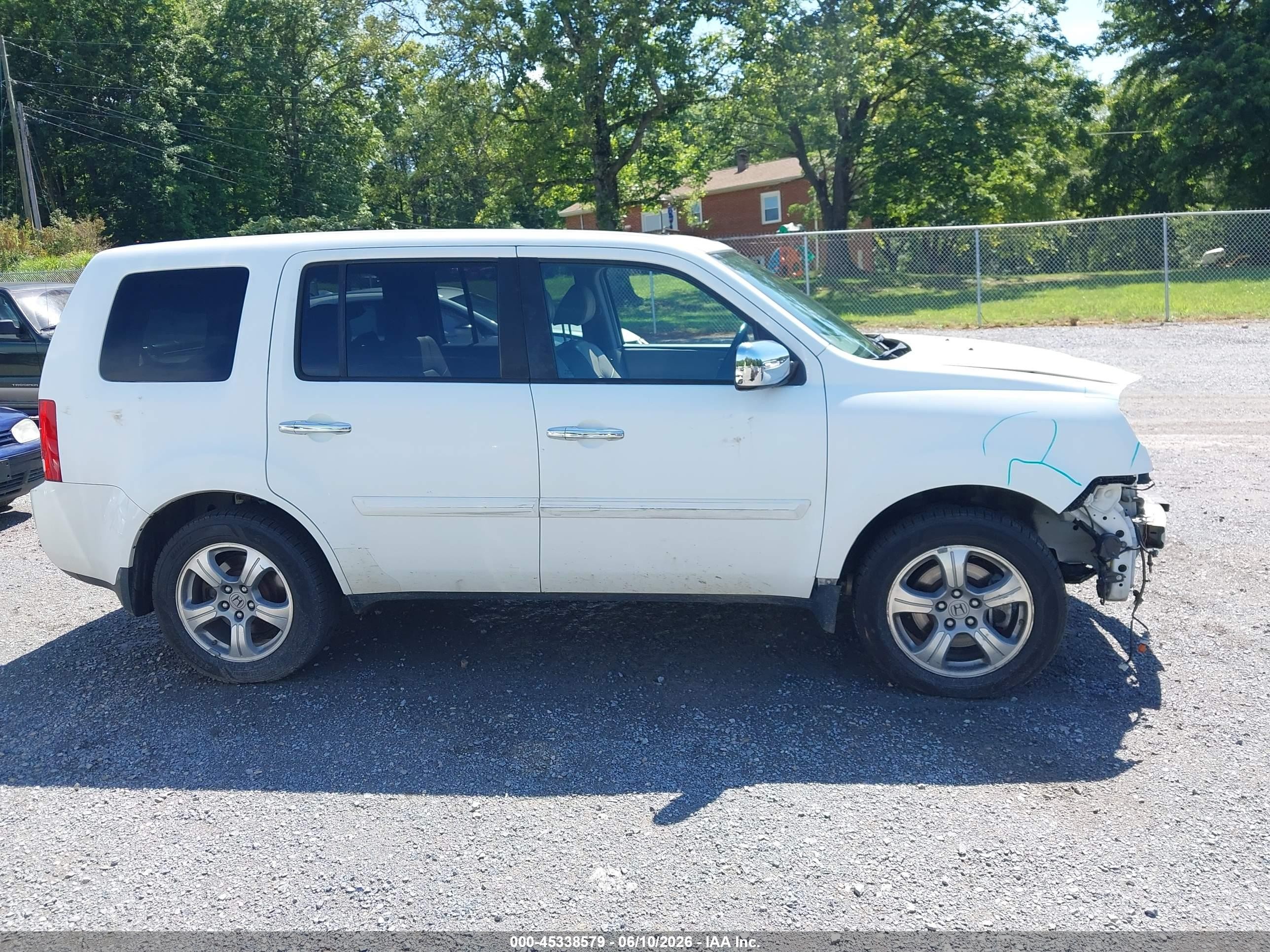 2014 Honda Pilot Ex-l White vin: 5FNYF4H77EB055452