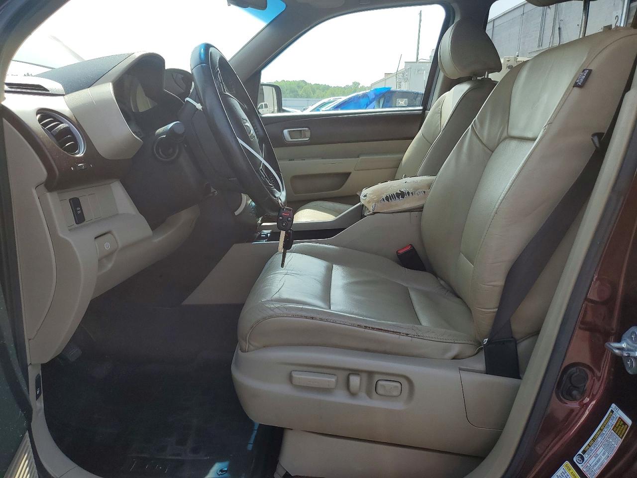 2011 Honda Pilot Exln Burgundy vin: 5FNYF4H78BB020768