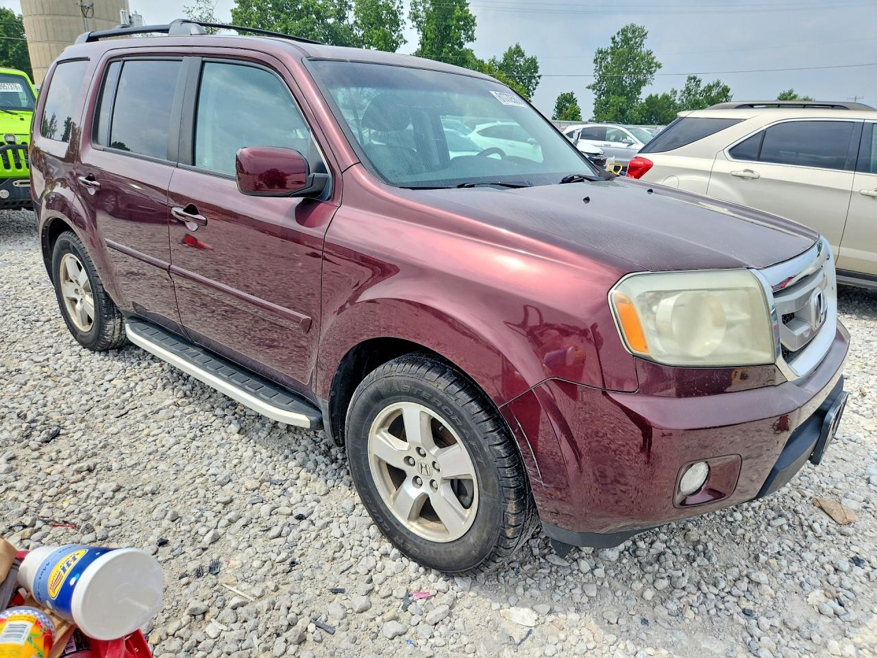 2011 Honda Pilot Exln Maroon vin: 5FNYF4H78BB038090