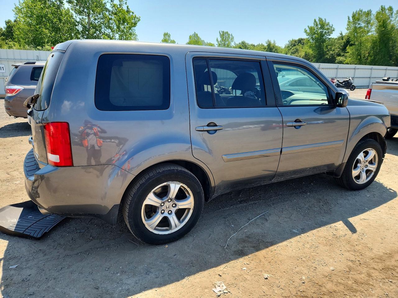 2013 Honda Pilot Exln Gray vin: 5FNYF4H78DB041588