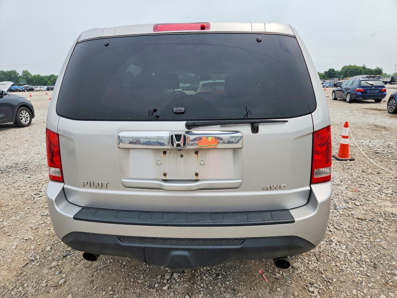 2013 Honda Pilot Exln Silver vin: 5FNYF4H78DB069164