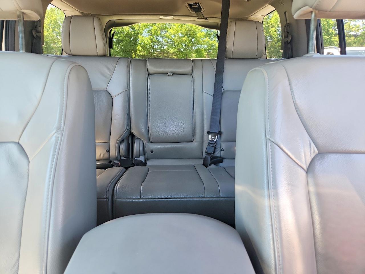 2015 Honda Pilot Exln Silver vin: 5FNYF4H78FB006035