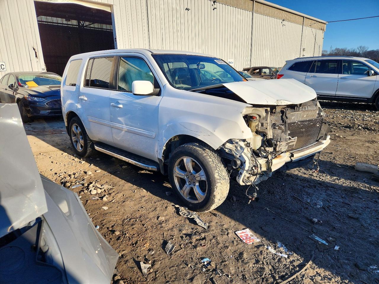 2012 Honda Pilot Exln White vin: 5FNYF4H79CB017783