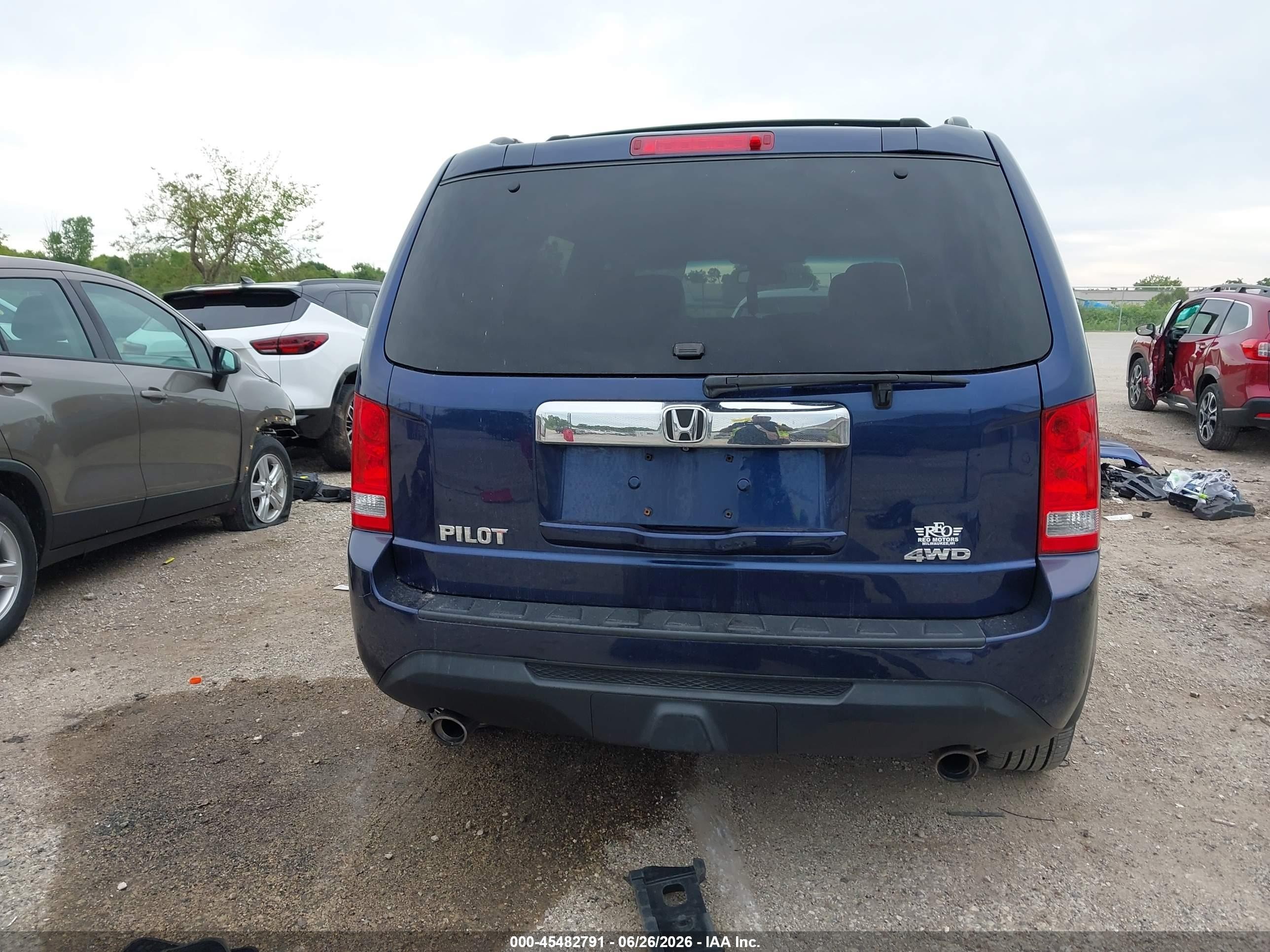 2013 Honda Pilot Ex-l Blue vin: 5FNYF4H79DB015579