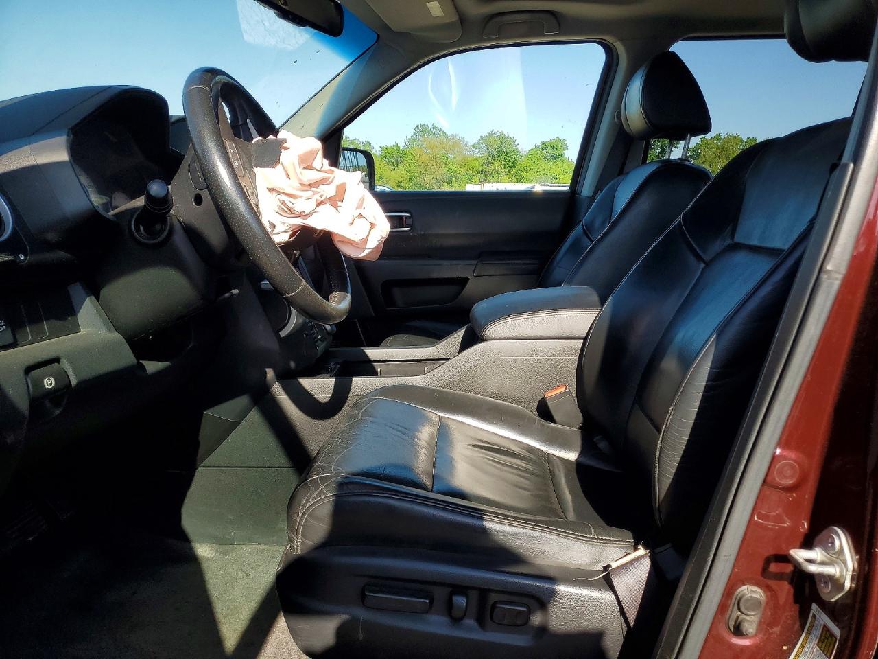 2011 Honda Pilot Exln Burgundy vin: 5FNYF4H7XBB038107