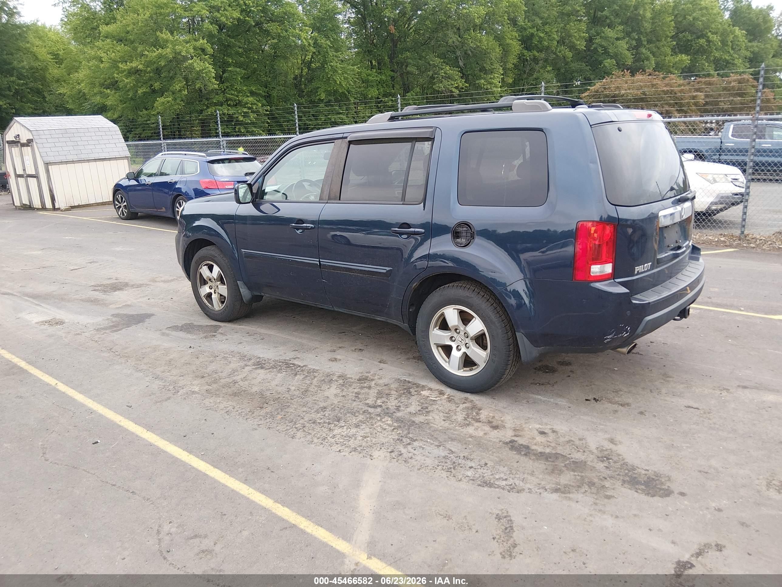 2011 Honda Pilot Ex-l Blue vin: 5FNYF4H7XBB048488