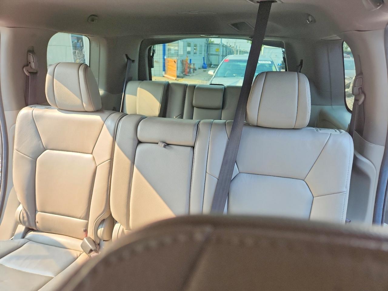 2012 Honda Pilot Exln Gray vin: 5FNYF4H7XCB032759