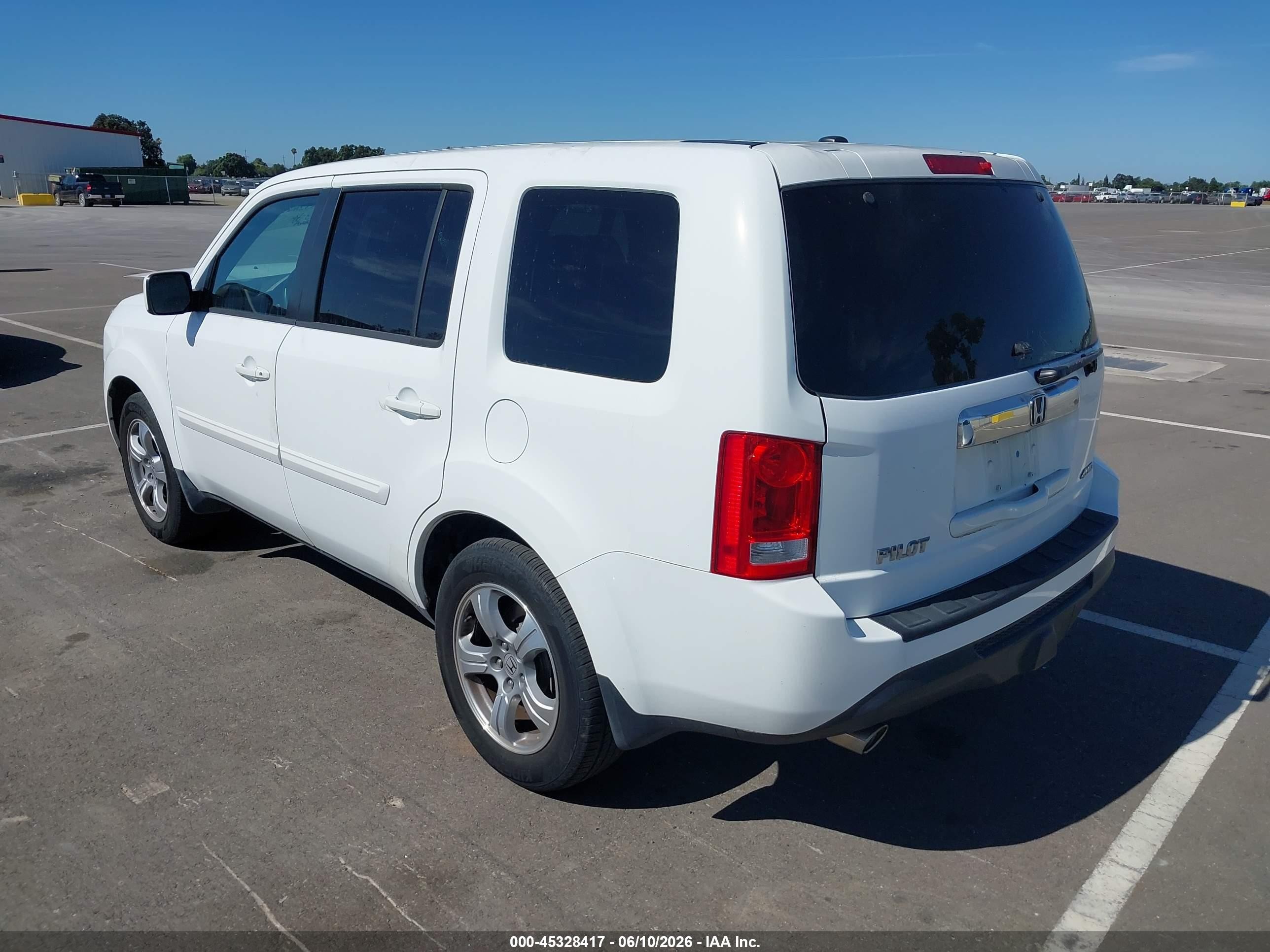 2013 Honda Pilot Ex-l White vin: 5FNYF4H7XDB065276