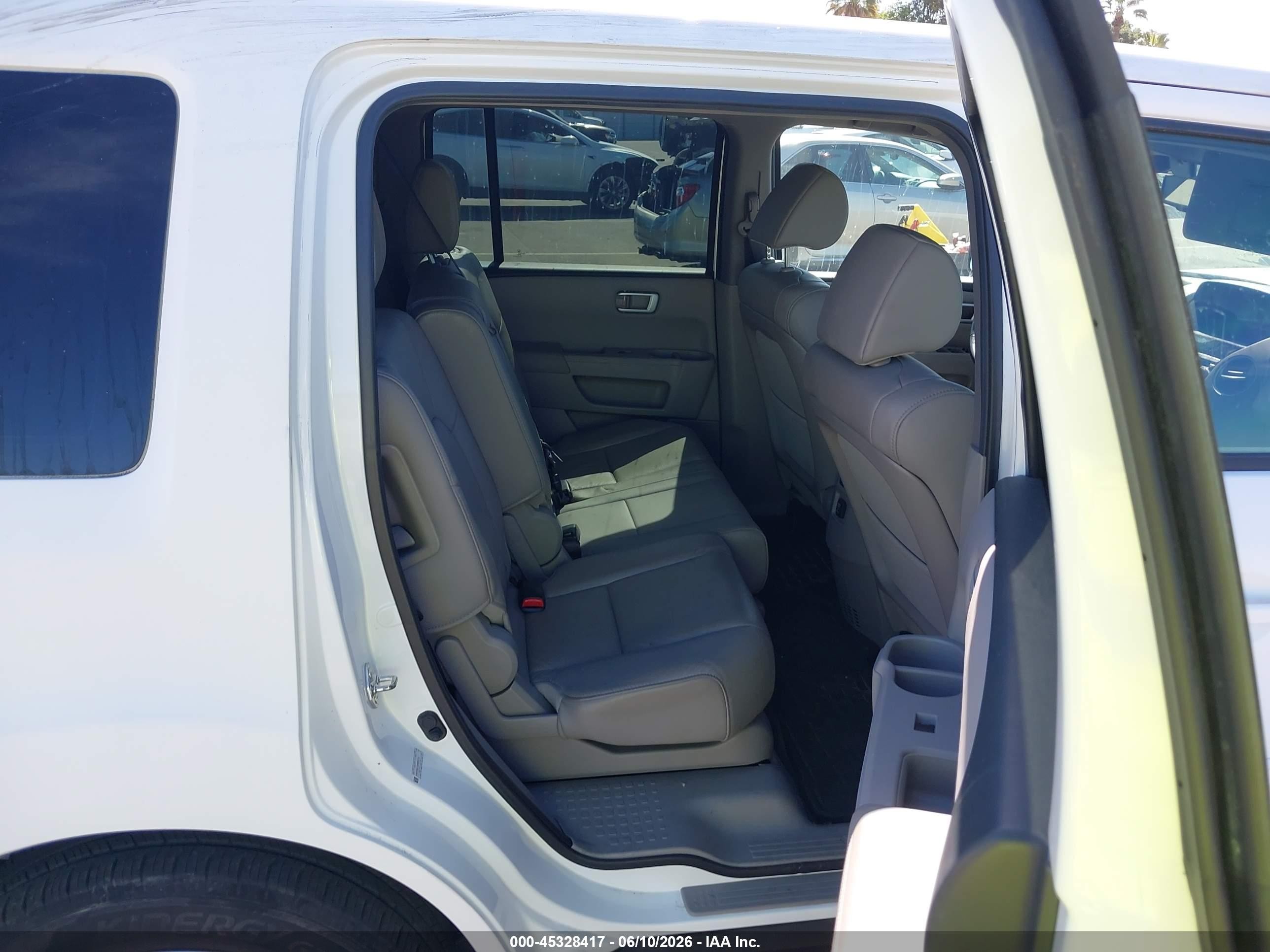 2013 Honda Pilot Ex-l White vin: 5FNYF4H7XDB065276