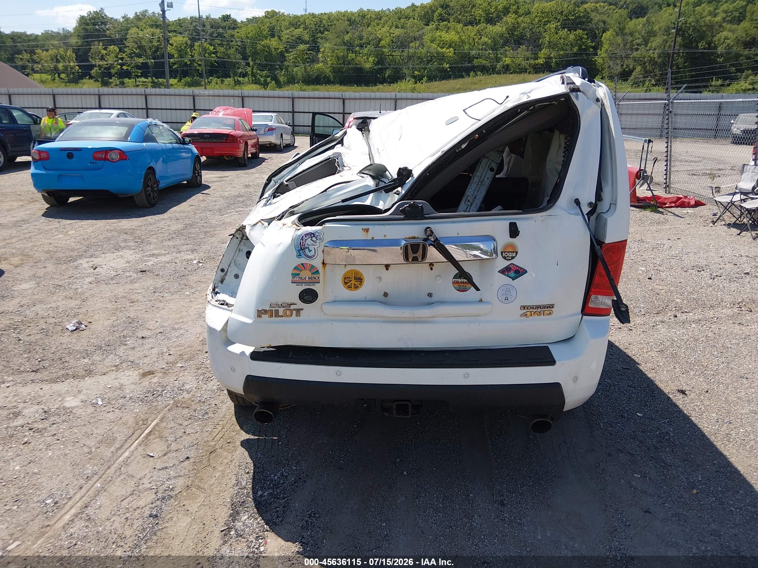 2010 Honda Pilot Touring Белый vin: 5FNYF4H80AB038737