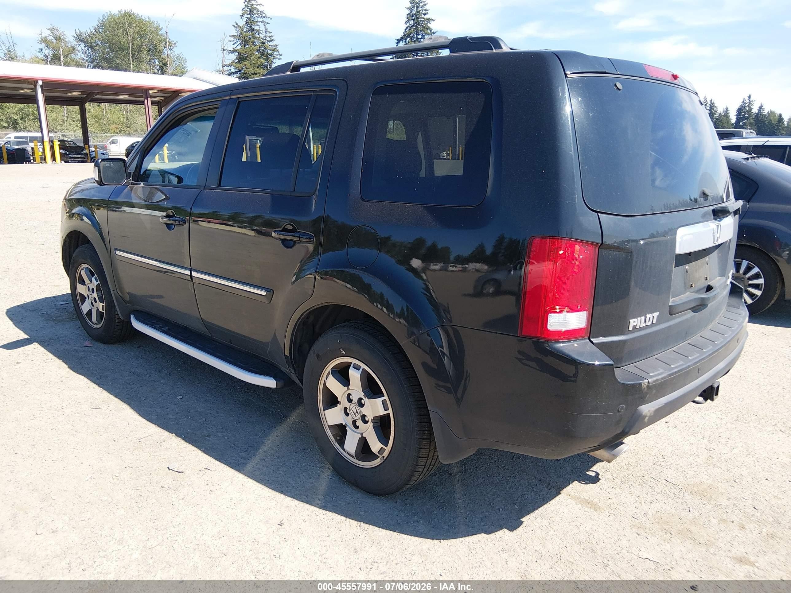 2010 Honda Pilot Touring Black vin: 5FNYF4H82AB038481