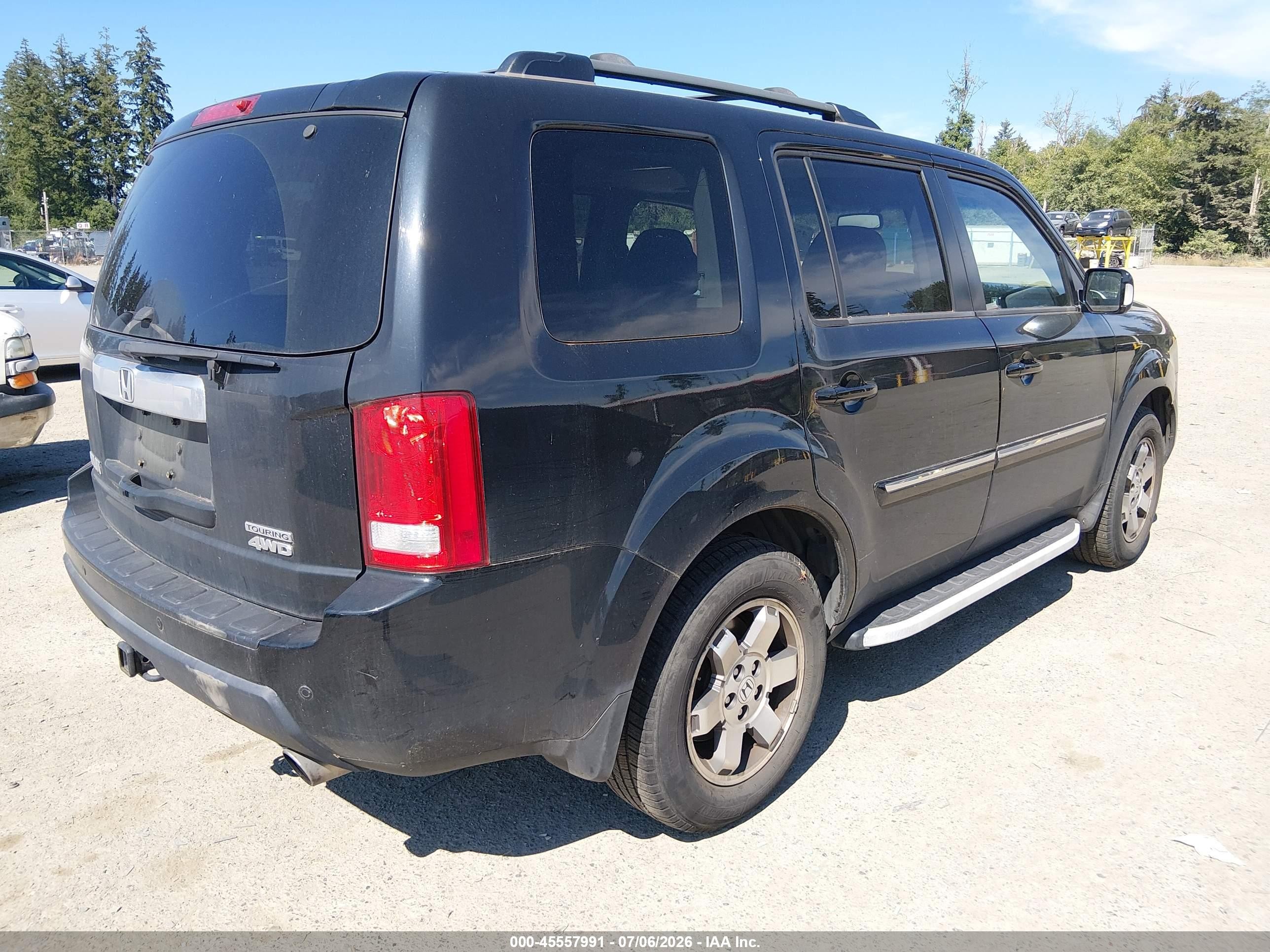 2010 Honda Pilot Touring Black vin: 5FNYF4H82AB038481