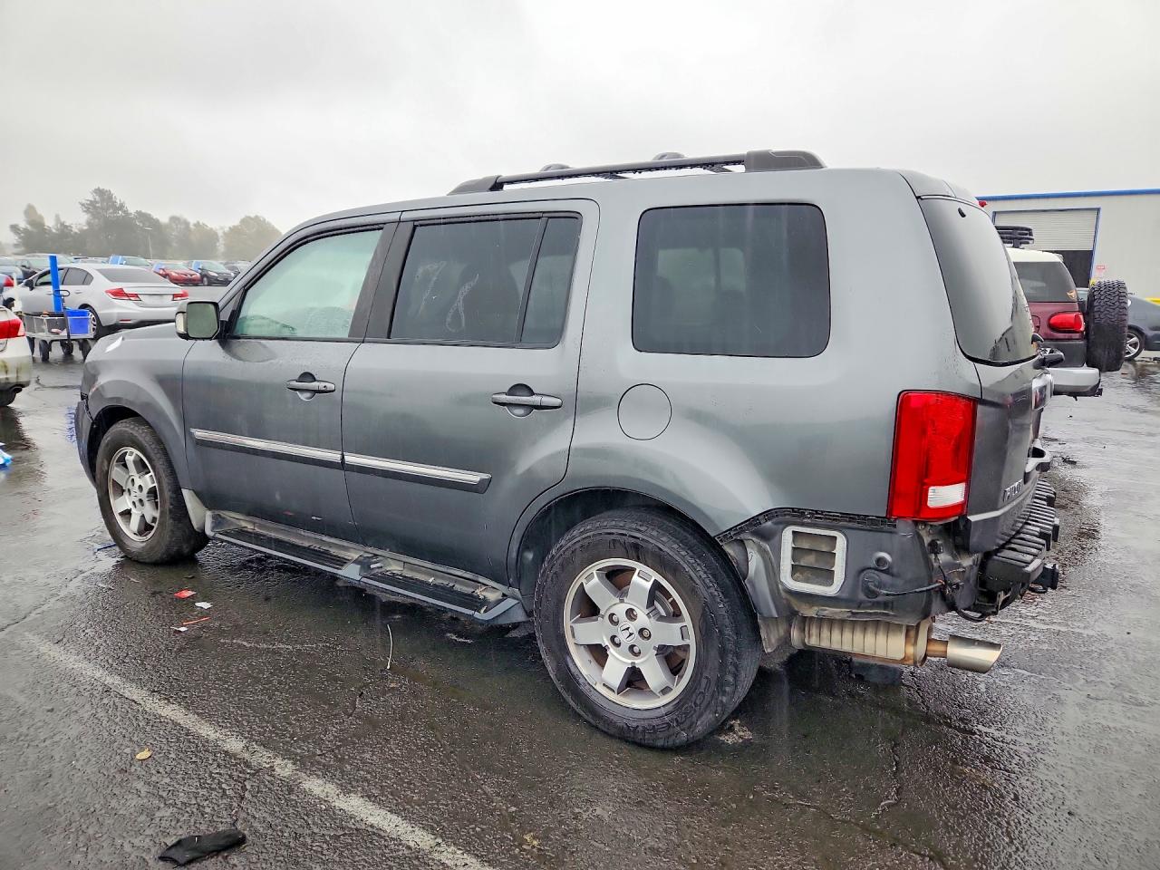 2010 Honda Pilot Touring Gray vin: 5FNYF4H86AB022218