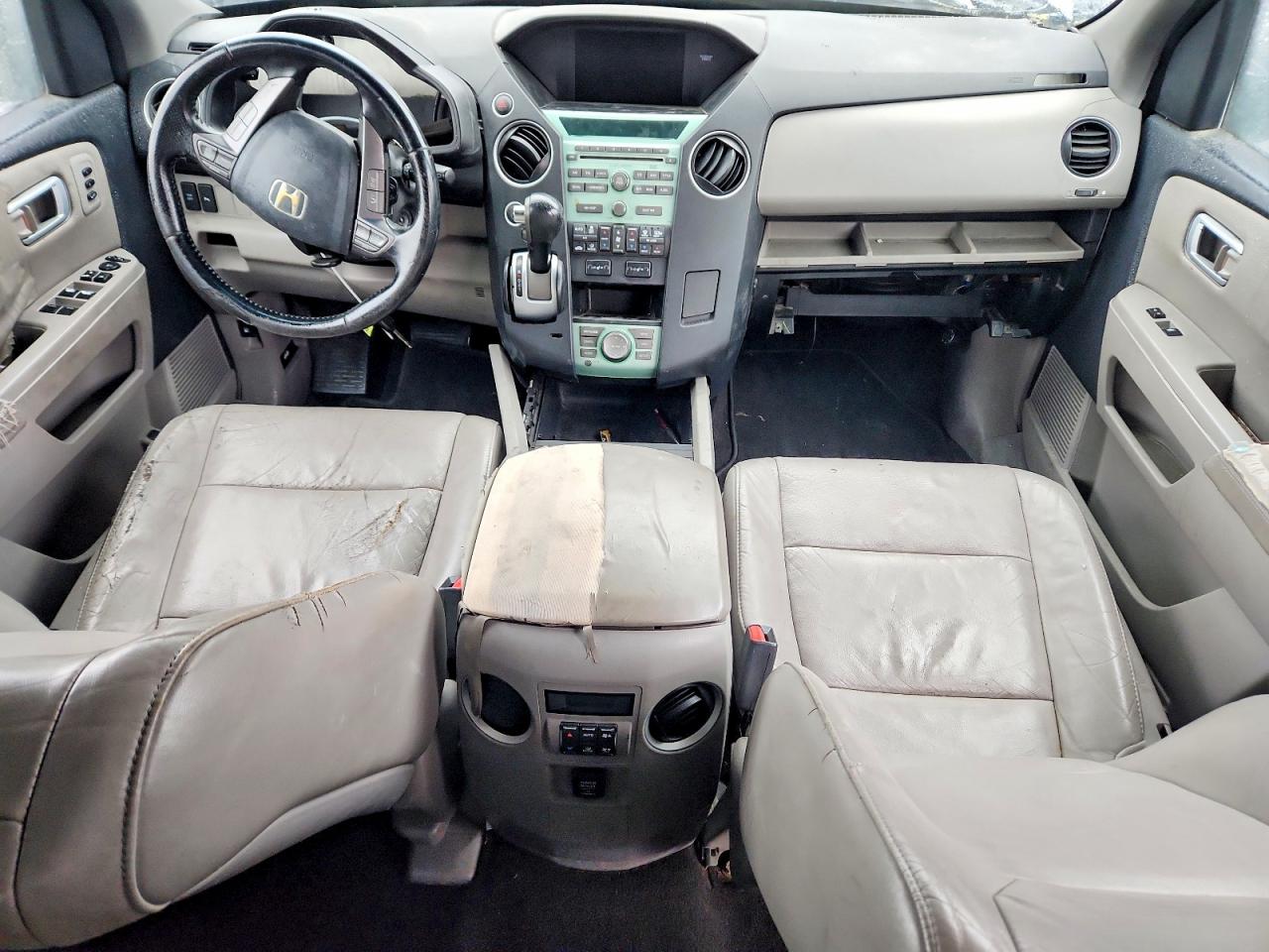 2010 Honda Pilot Touring Gray vin: 5FNYF4H86AB022218