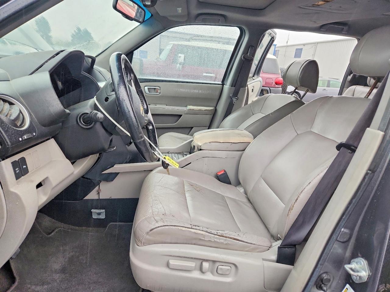 2010 Honda Pilot Touring Gray vin: 5FNYF4H86AB022218