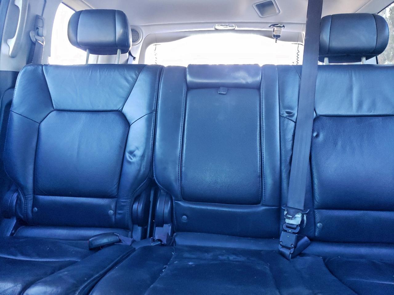 2010 Honda Pilot Touring Burgundy vin: 5FNYF4H90AB024796