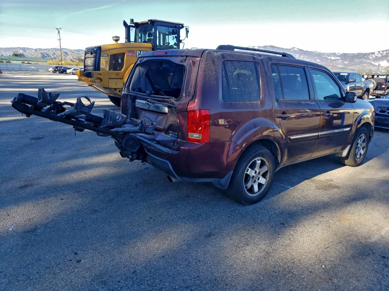 2010 Honda Pilot Touring Burgundy vin: 5FNYF4H90AB024796