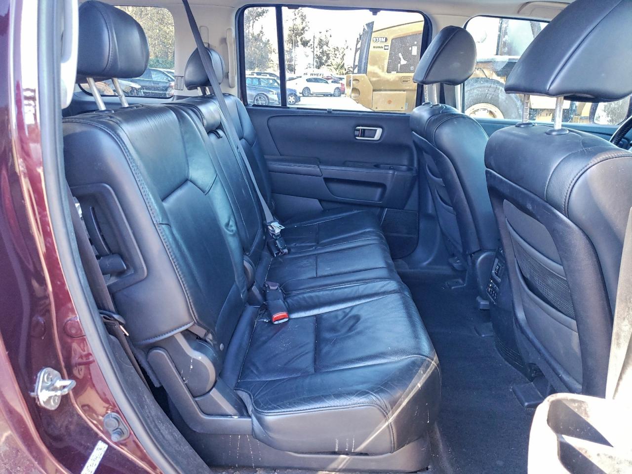 2010 Honda Pilot Touring Burgundy vin: 5FNYF4H90AB024796