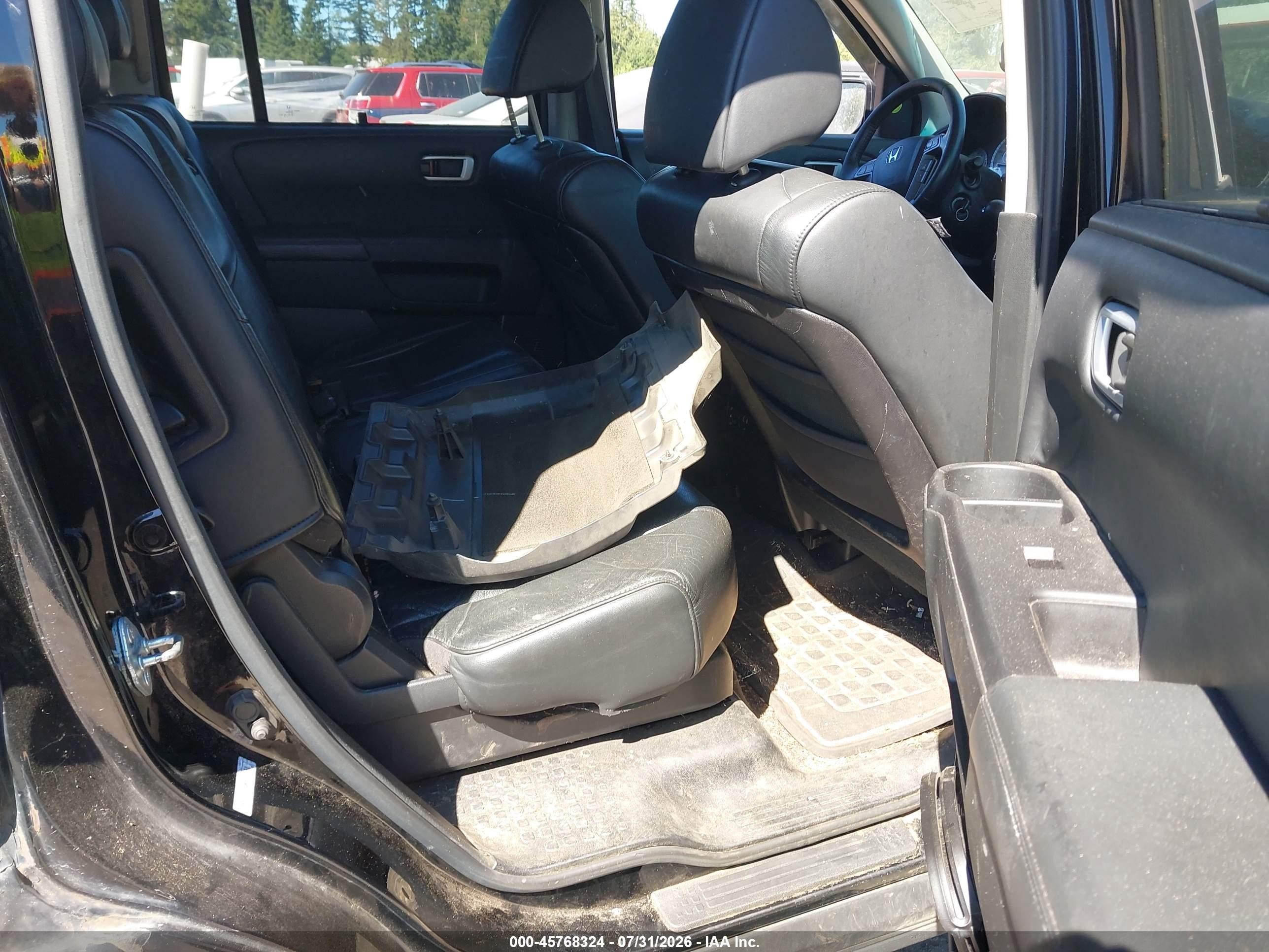 2010 Honda Pilot Touring Black vin: 5FNYF4H90AB033451