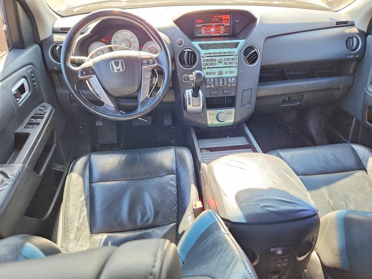 2011 Honda Pilot Touring Black vin: 5FNYF4H90BB003237