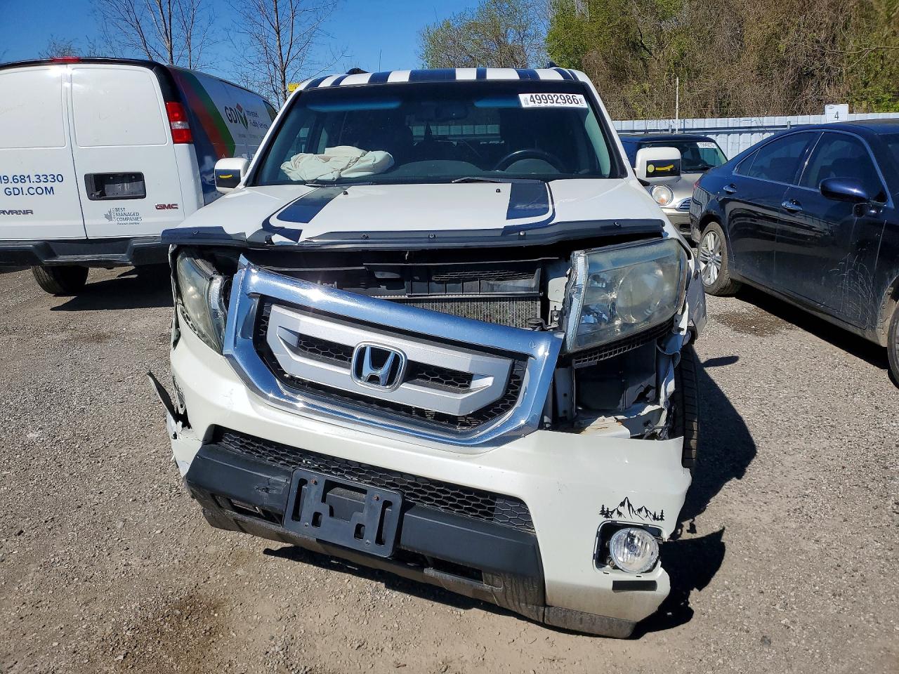 2011 Honda Pilot Touring White vin: 5FNYF4H90BB503611