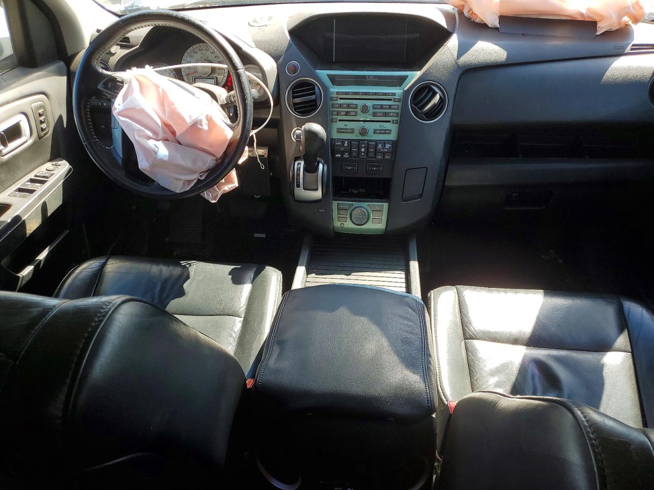 2011 Honda Pilot Touring White vin: 5FNYF4H90BB503611