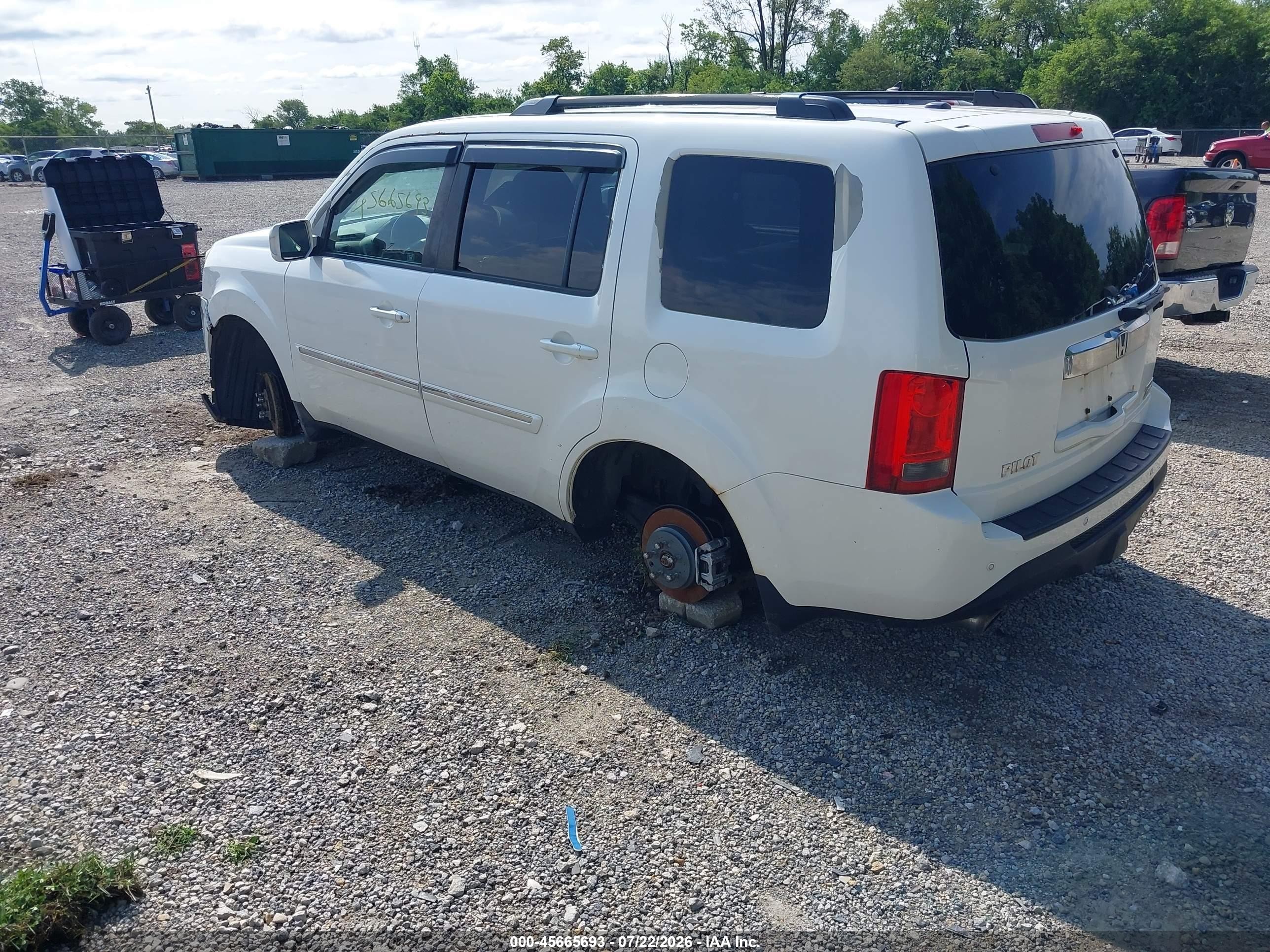 2012 Honda Pilot Touring Белый vin: 5FNYF4H90CB018175