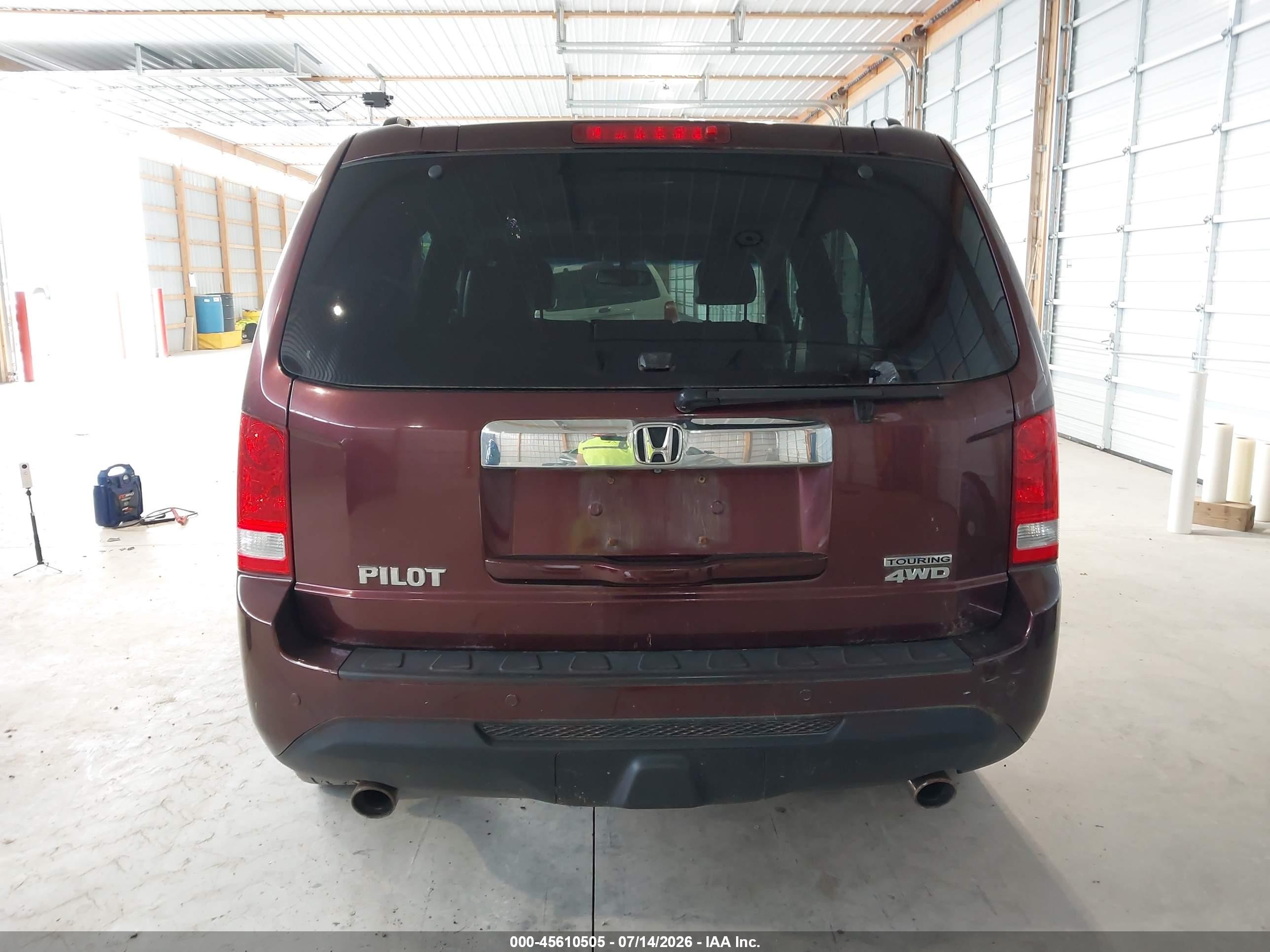2012 Honda Pilot Touring Maroon vin: 5FNYF4H90CB041598