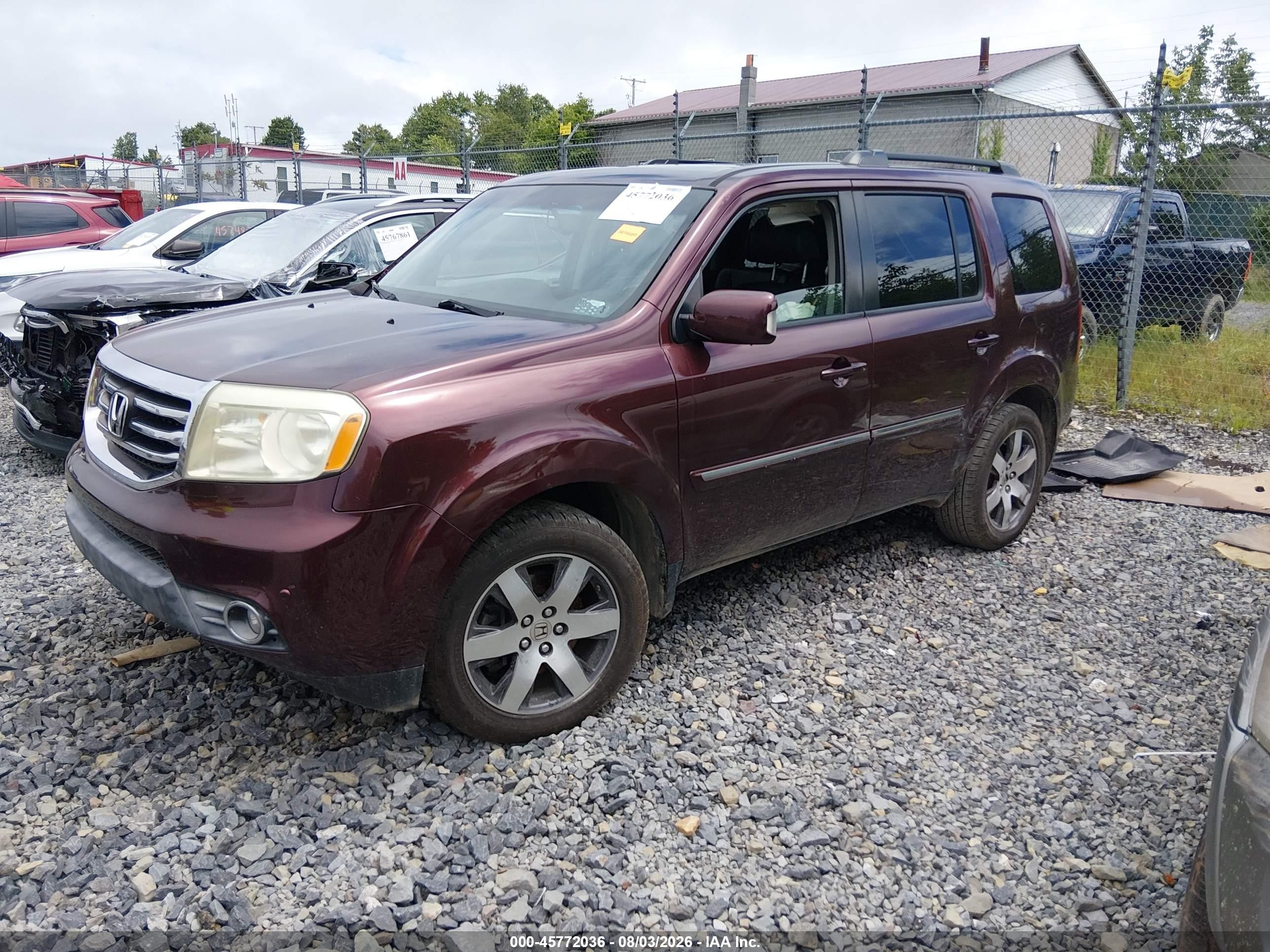 2012 Honda Pilot Touring Burgundy vin: 5FNYF4H90CB065514