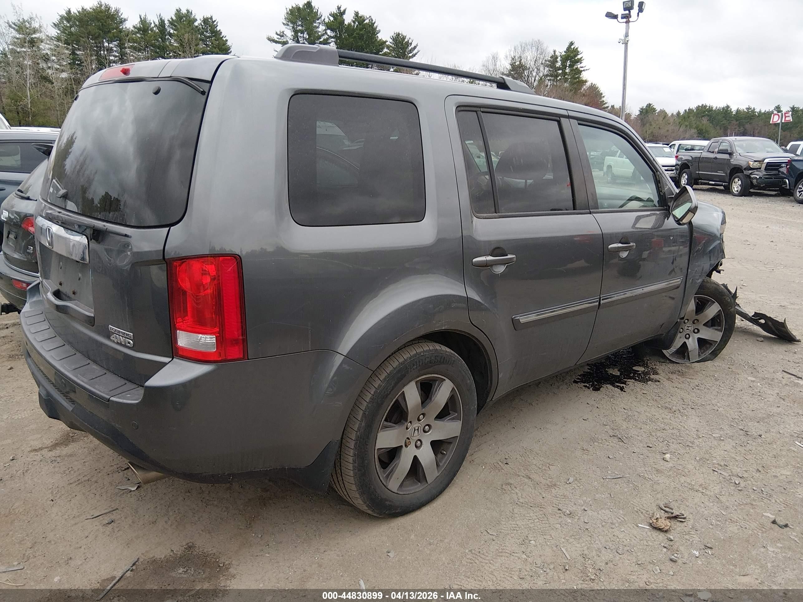 2012 Honda Pilot Touring Gray vin: 5FNYF4H90CB067182
