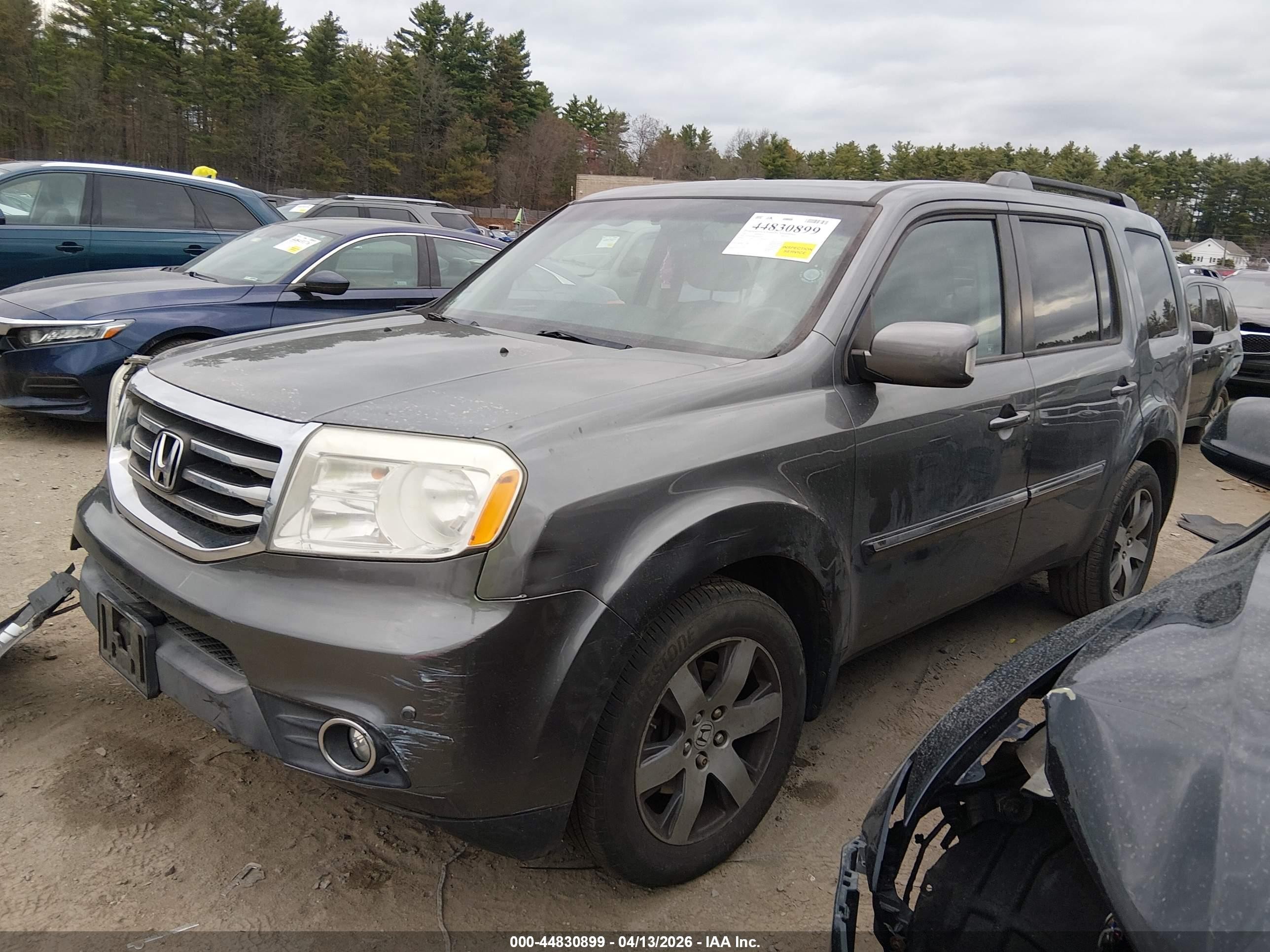 2012 Honda Pilot Touring Gray vin: 5FNYF4H90CB067182