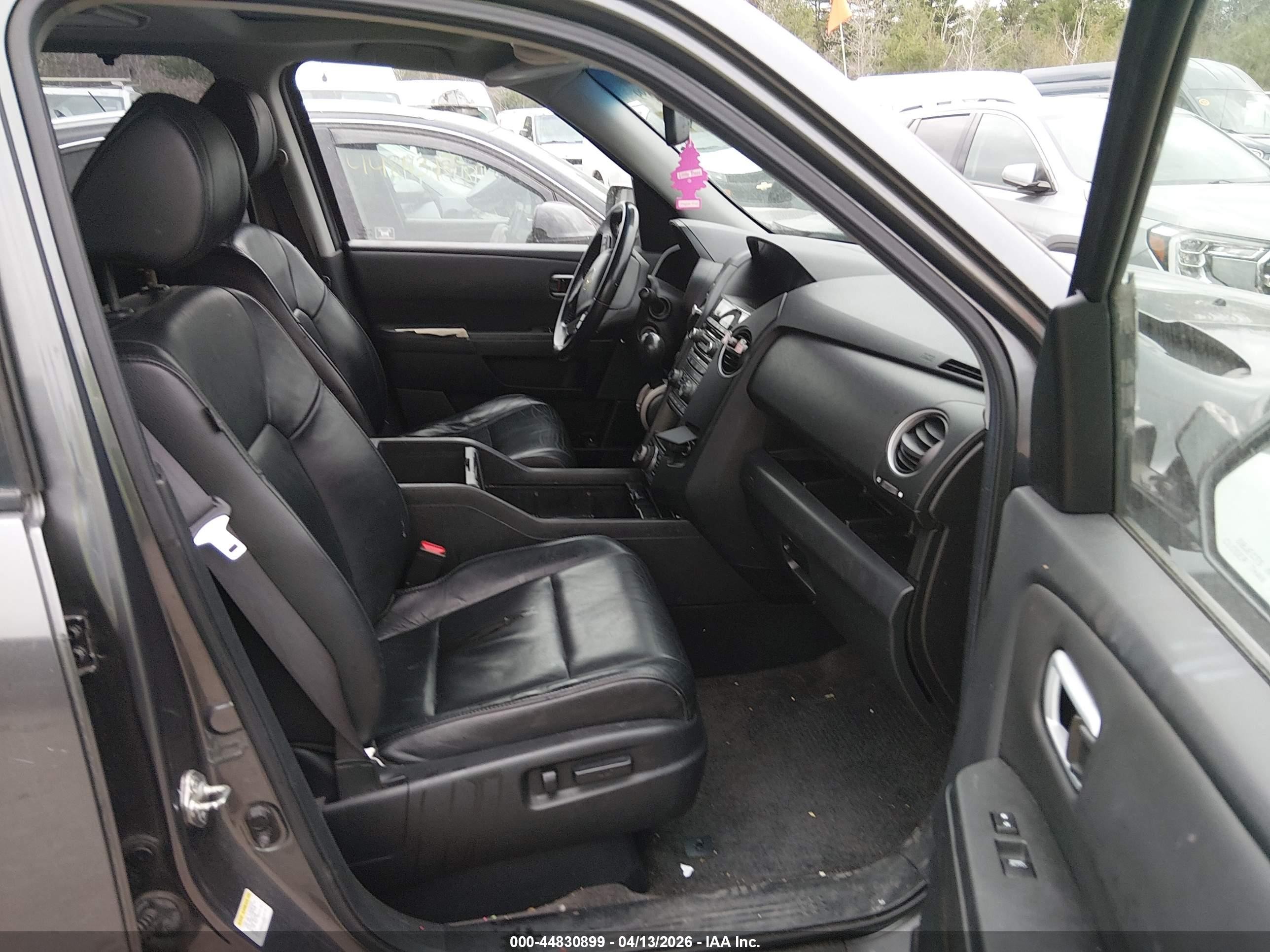 2012 Honda Pilot Touring Gray vin: 5FNYF4H90CB067182