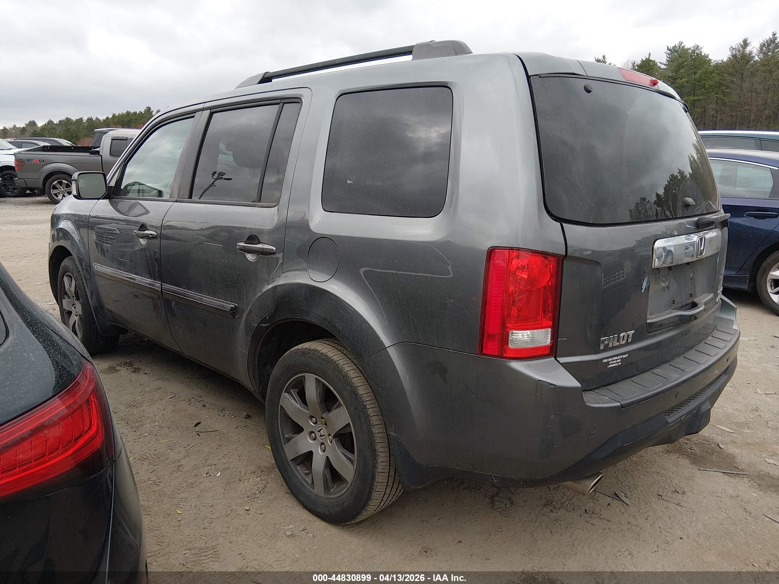 2012 Honda Pilot Touring Gray vin: 5FNYF4H90CB067182