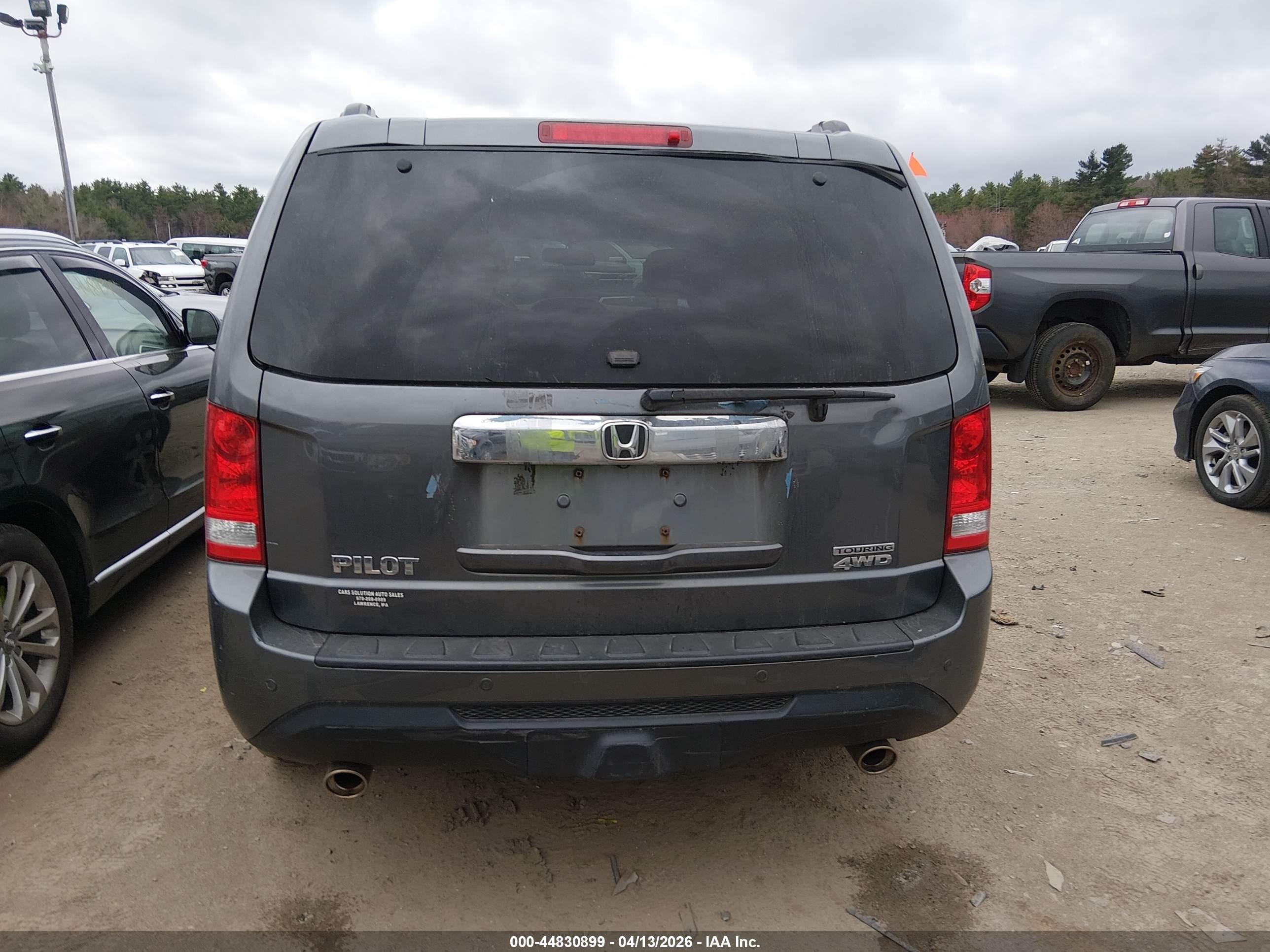 2012 Honda Pilot Touring Gray vin: 5FNYF4H90CB067182